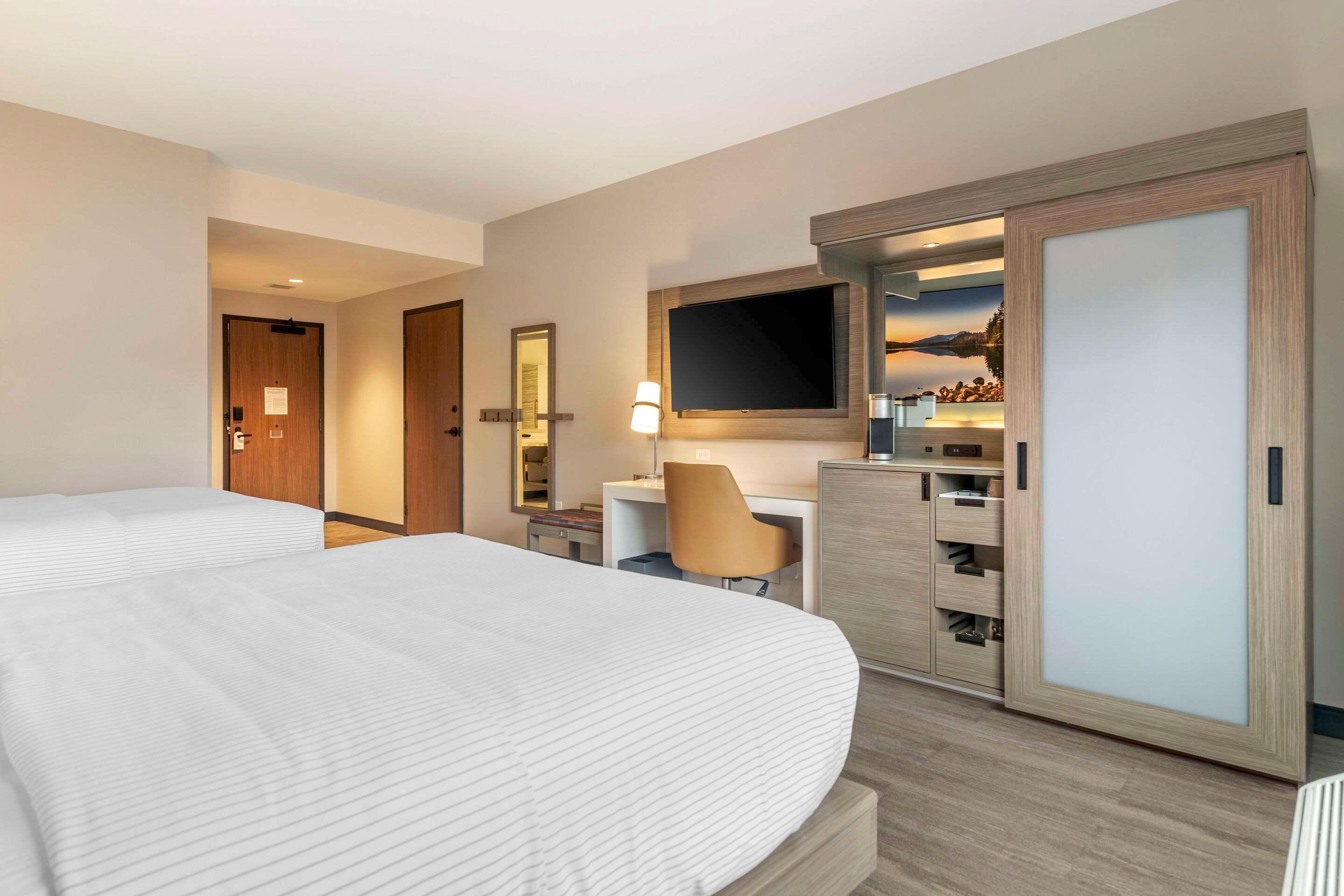 Room Accessible-two Queen Beds