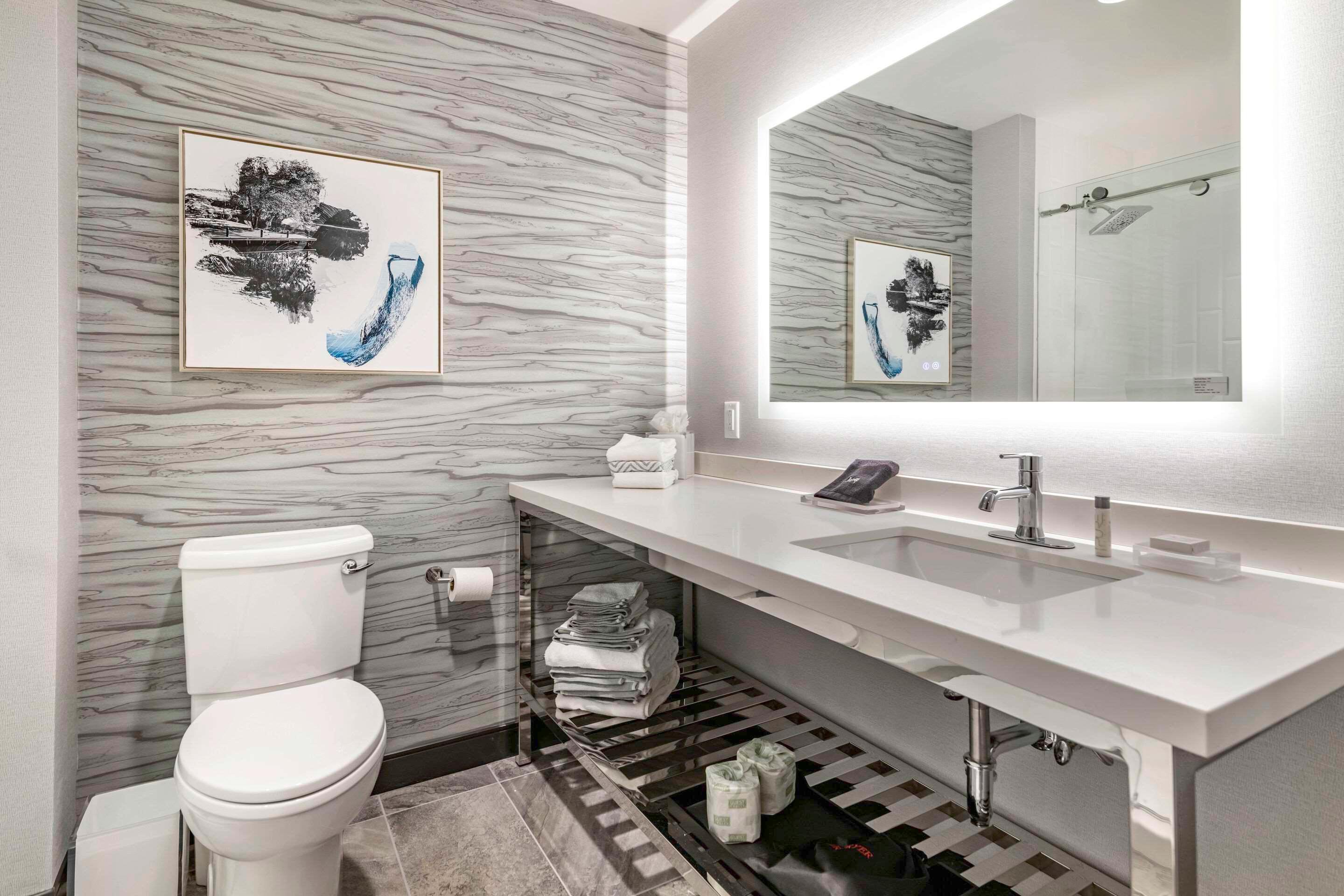 Suite Two Queen Beds