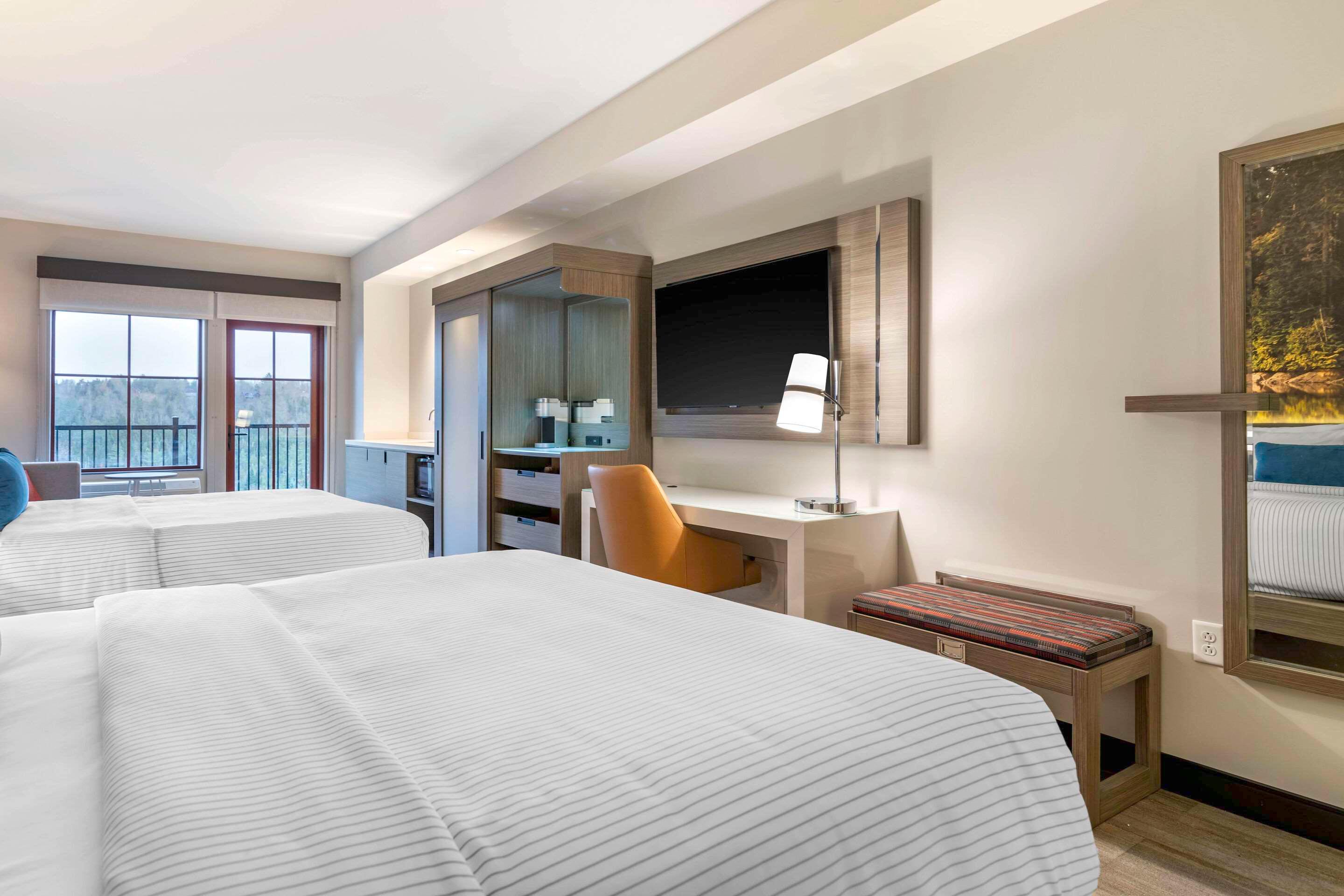 Suite Two Queen Beds