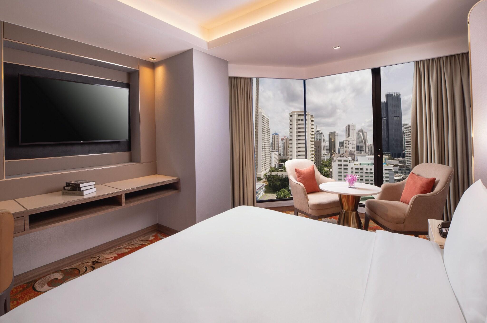 Double Queen Size Bed