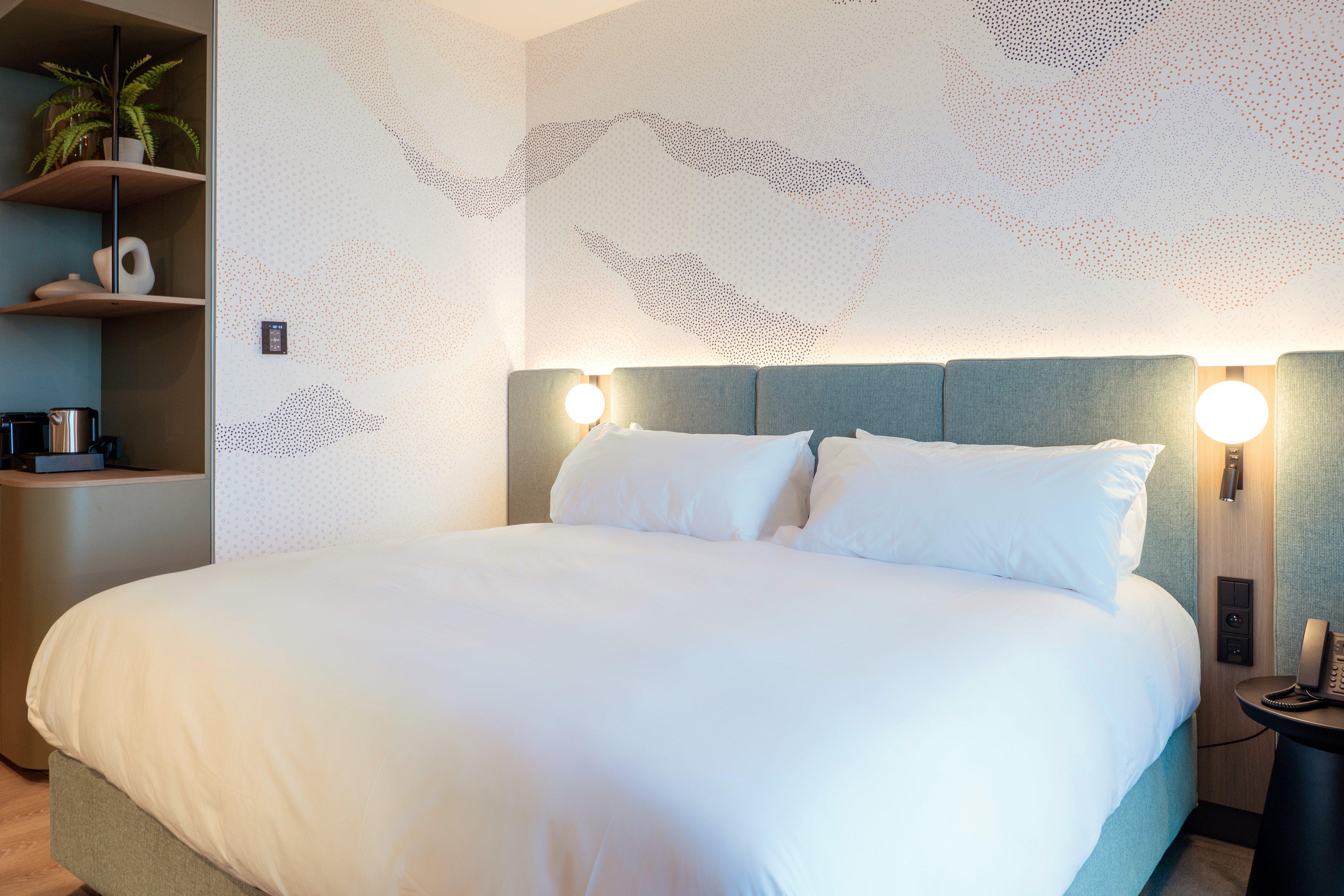 Double Accessible King Size Bed