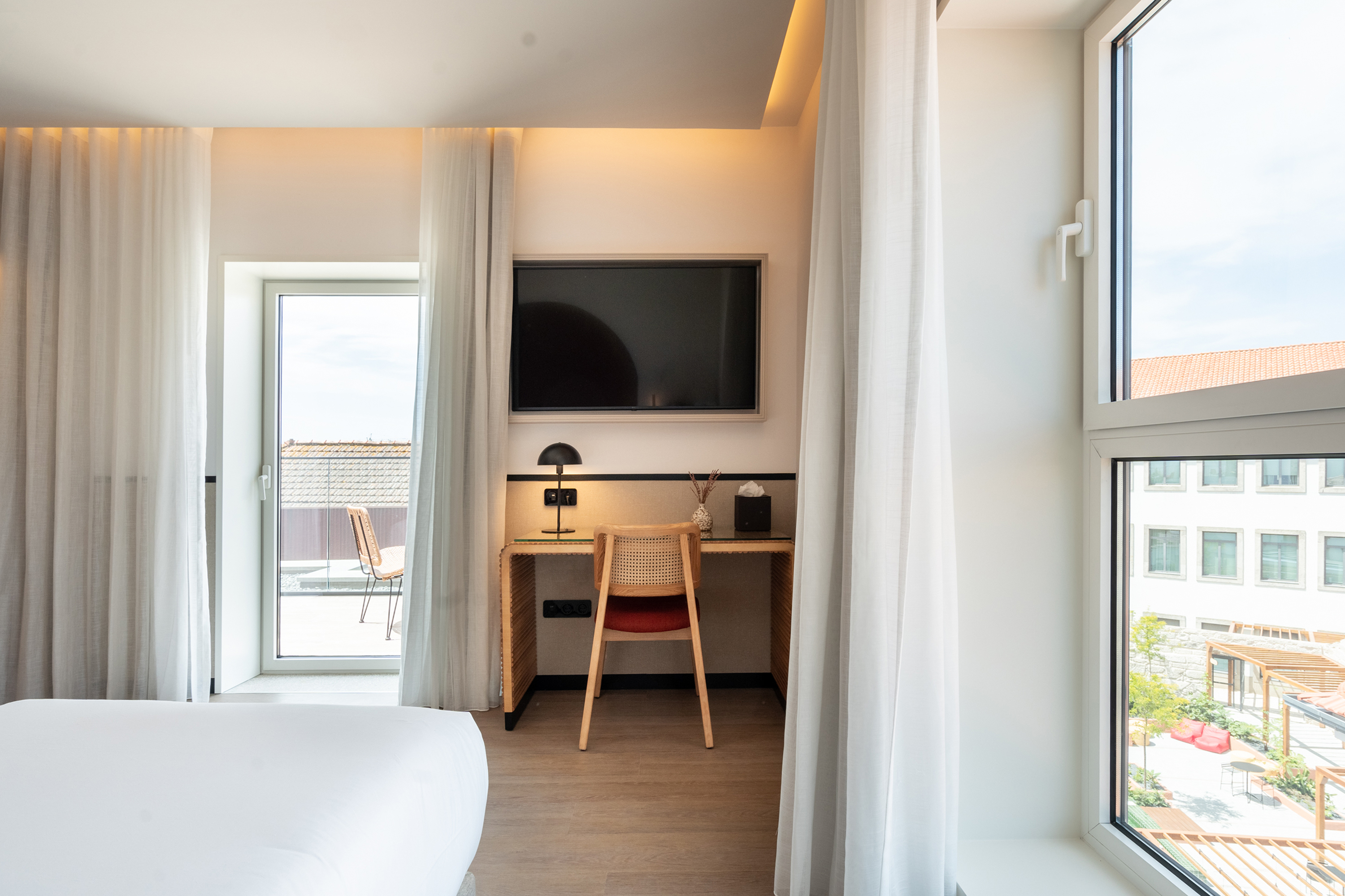 Single Superior with Terrace