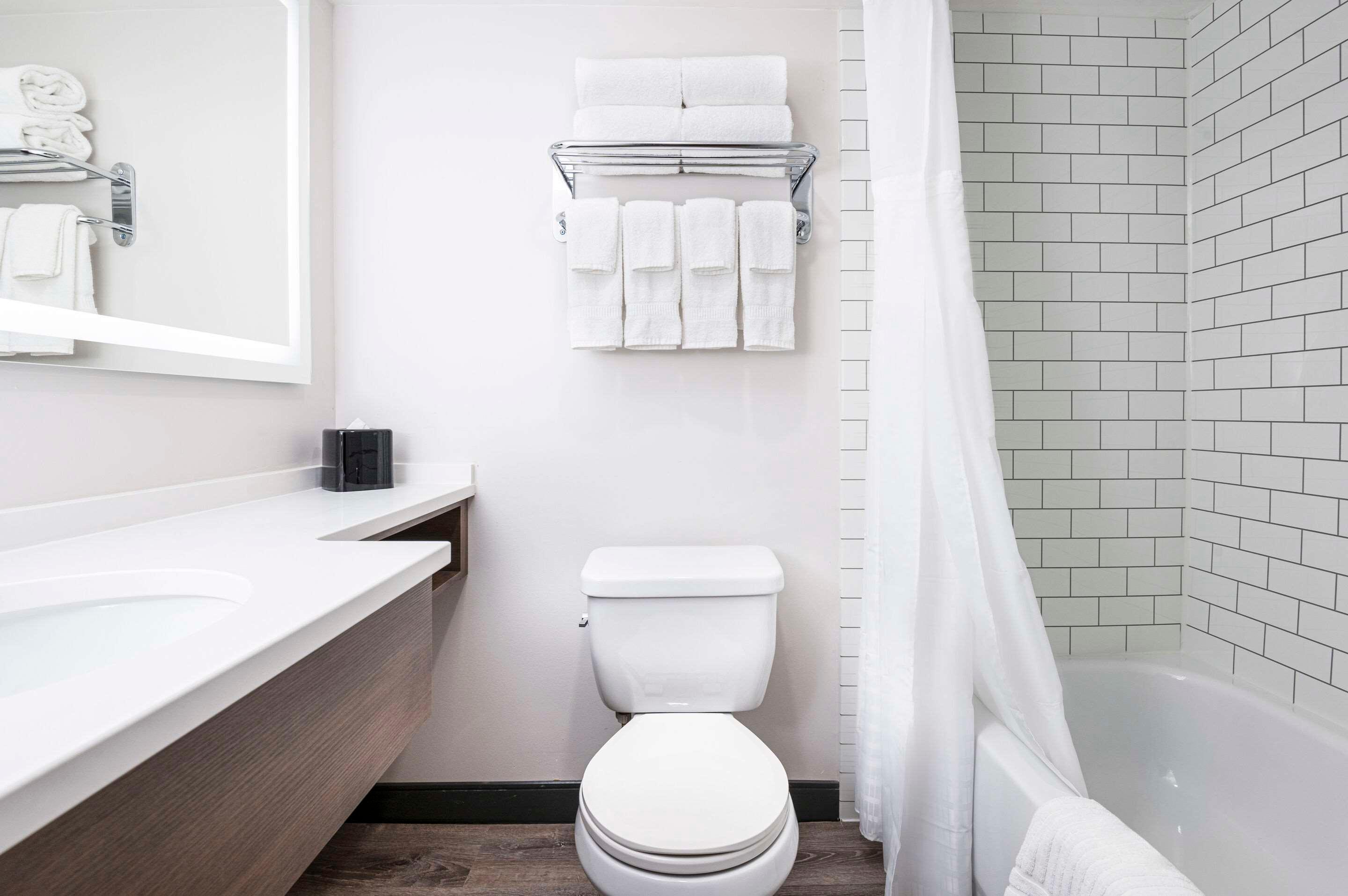 Quadruple Non Smoking