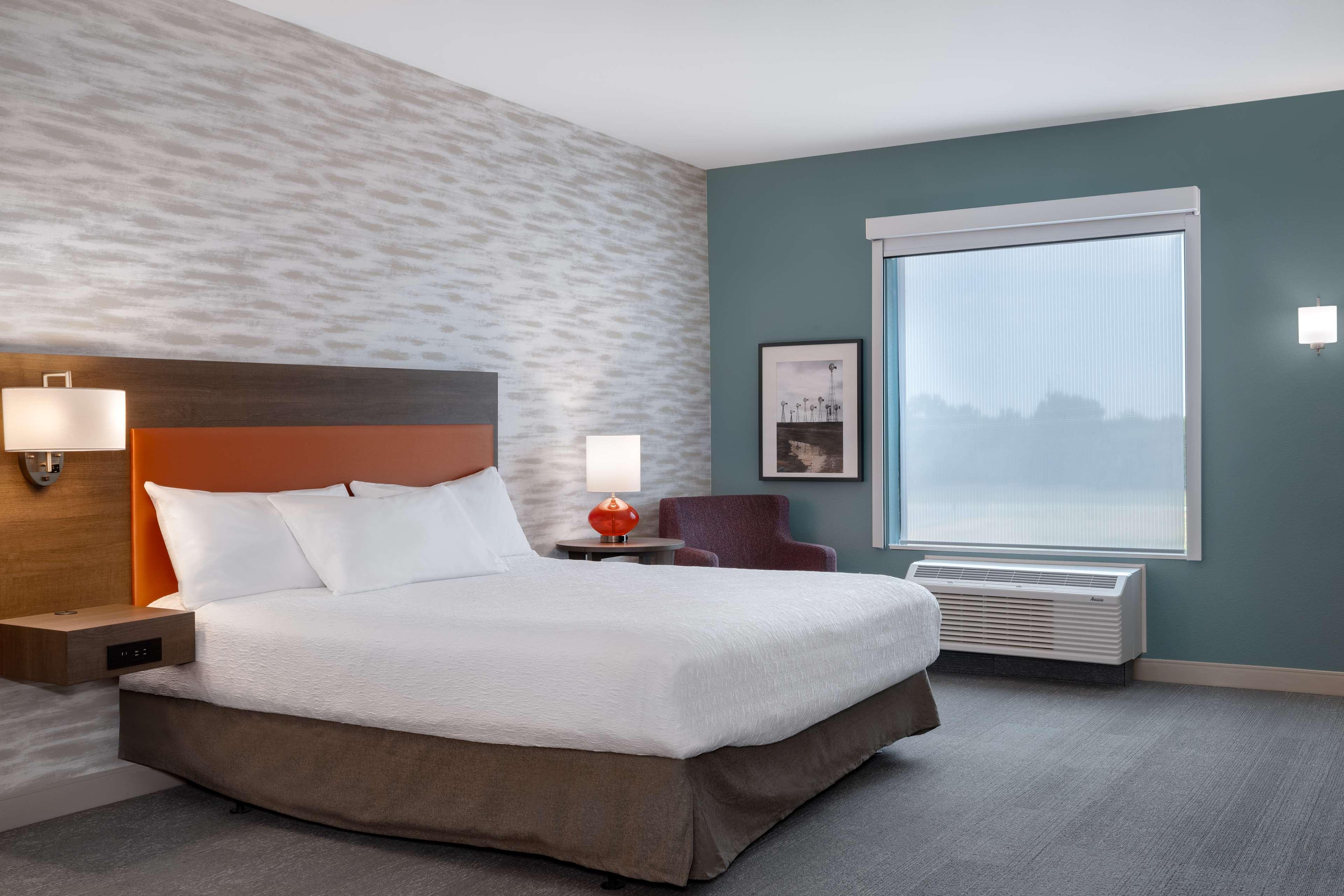 Studio King Size Bed