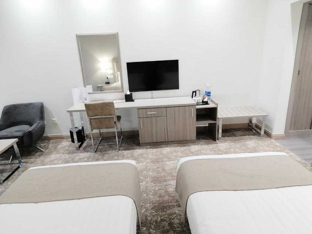 Double or Twin Superior