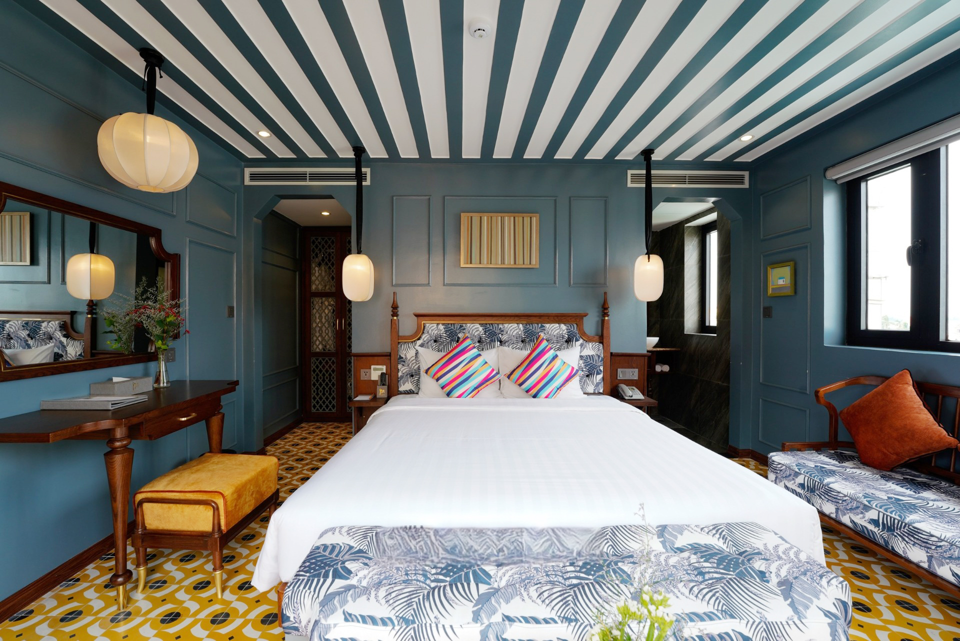 Room Deluxe Pool View