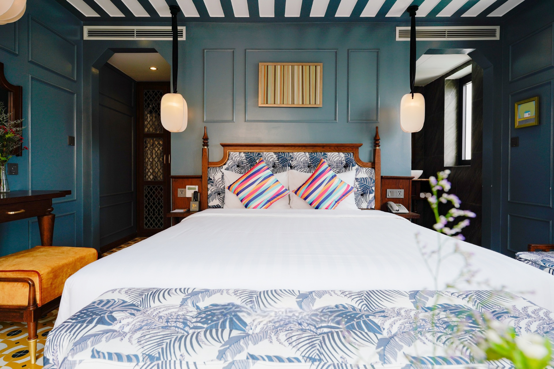 Room Deluxe Pool View