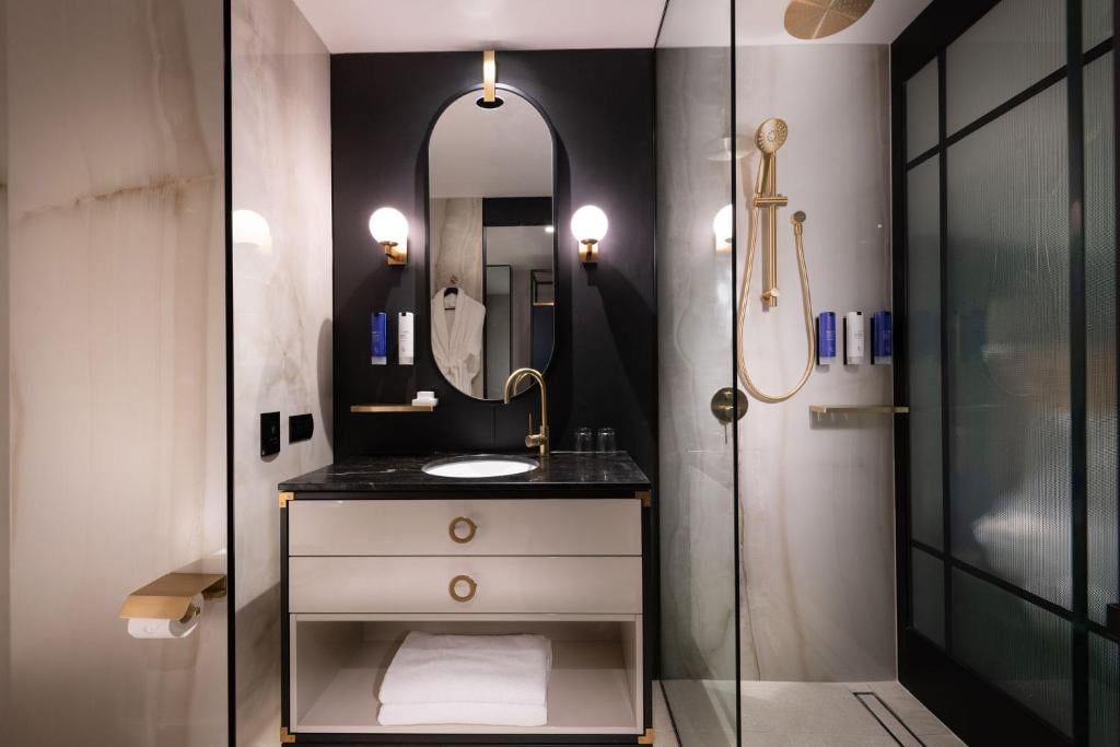 Room Executive King Bed