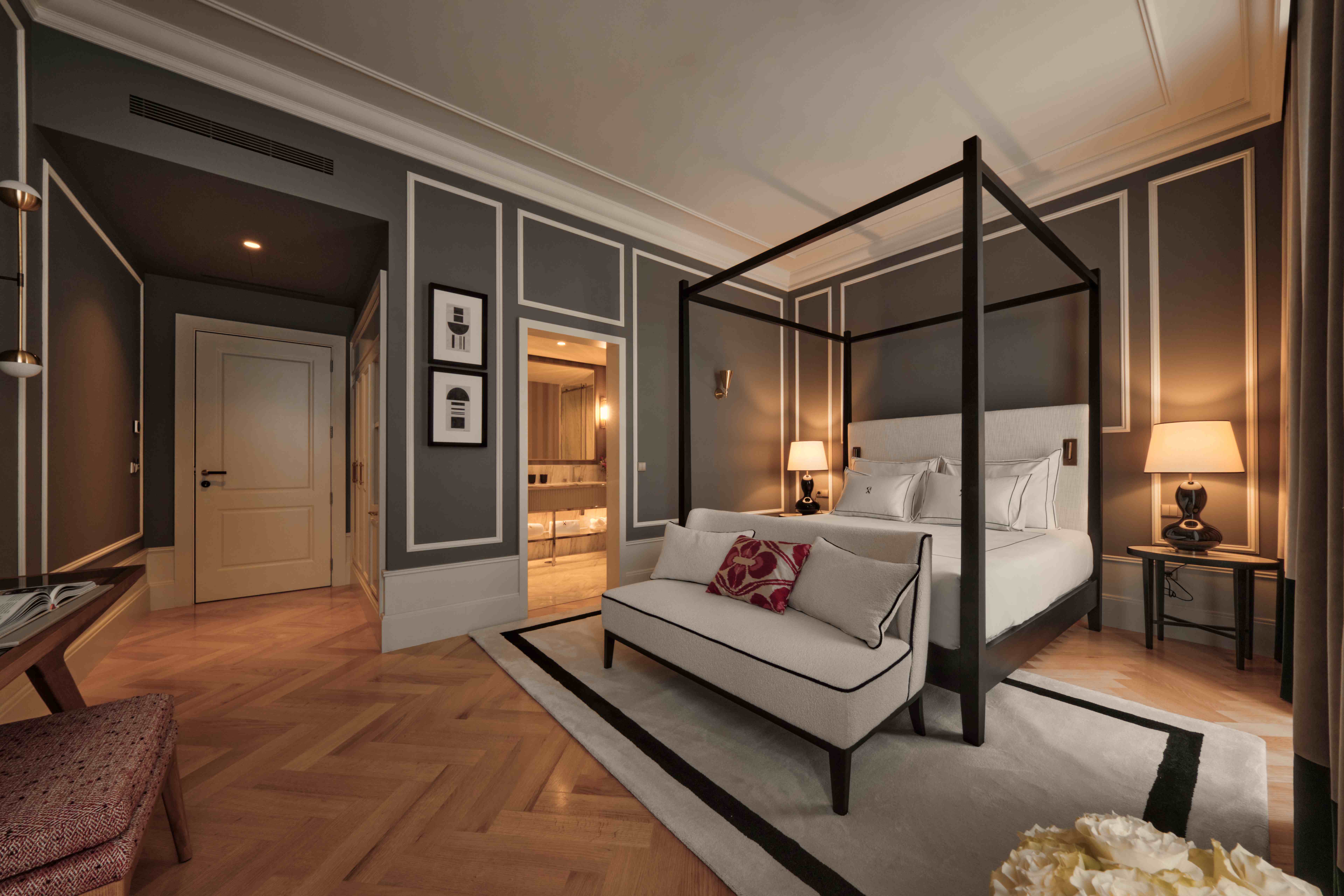 Double Queen Size Bed