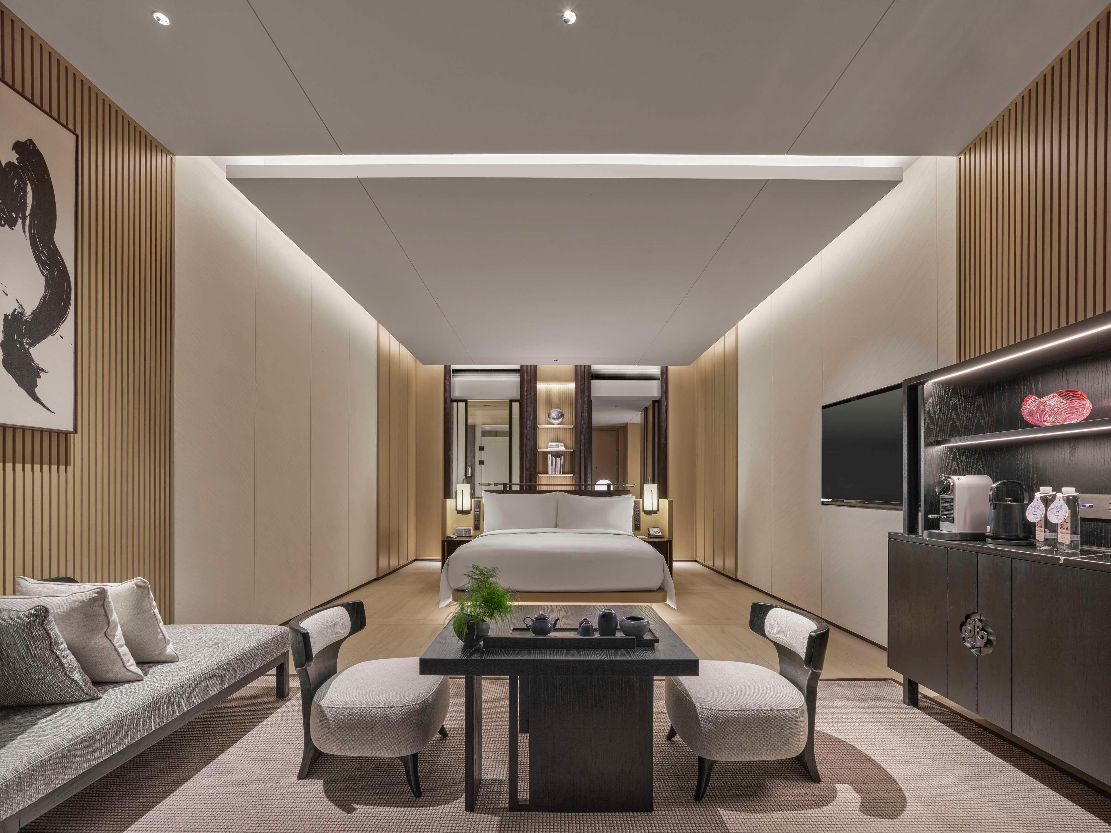 Double Executive King Bed