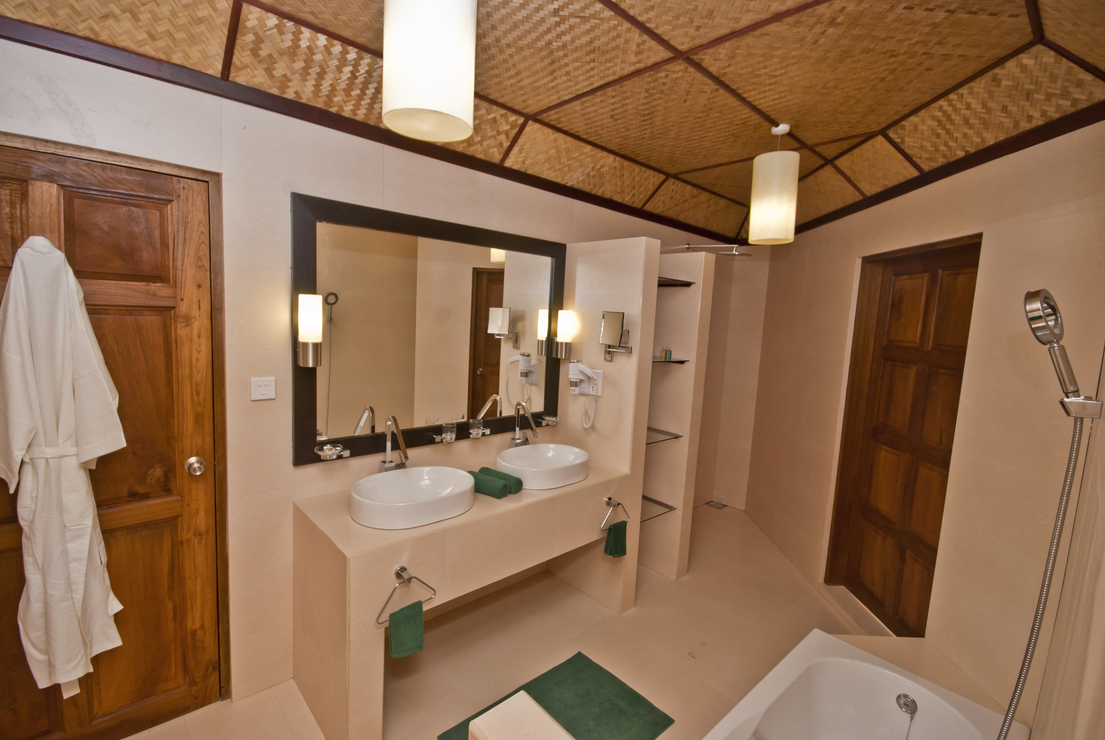 Double One Bedroom One Bathroom