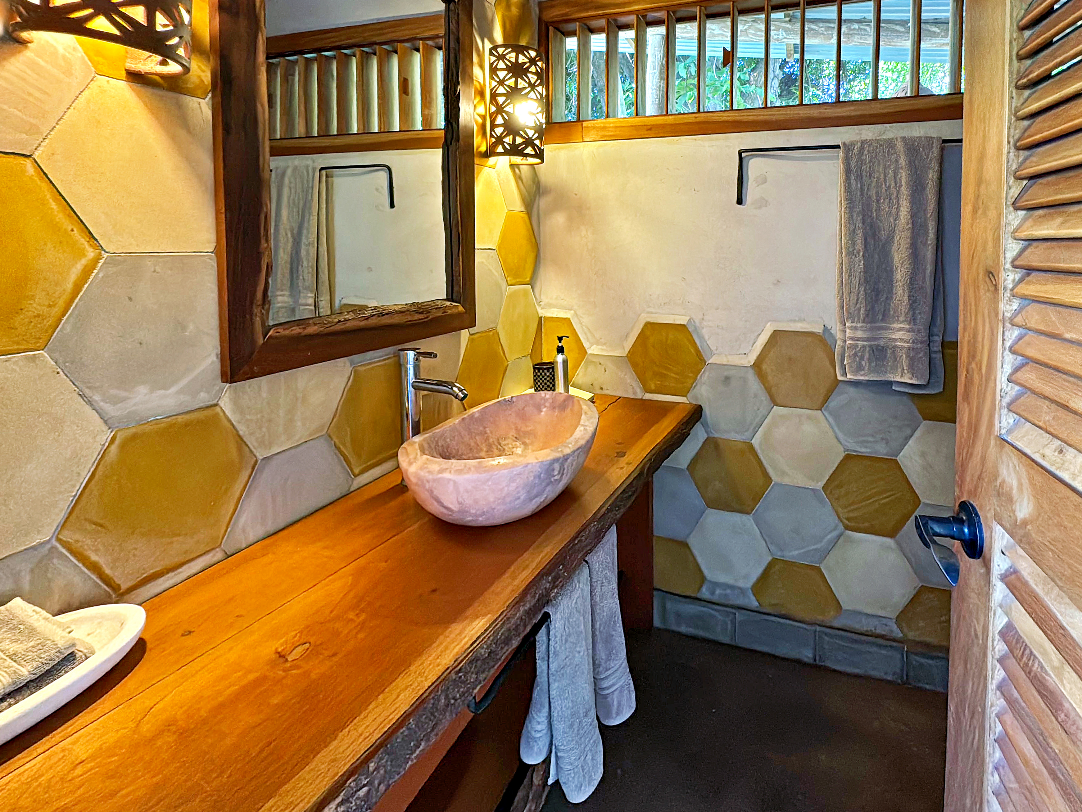 Double Deluxe King Bed