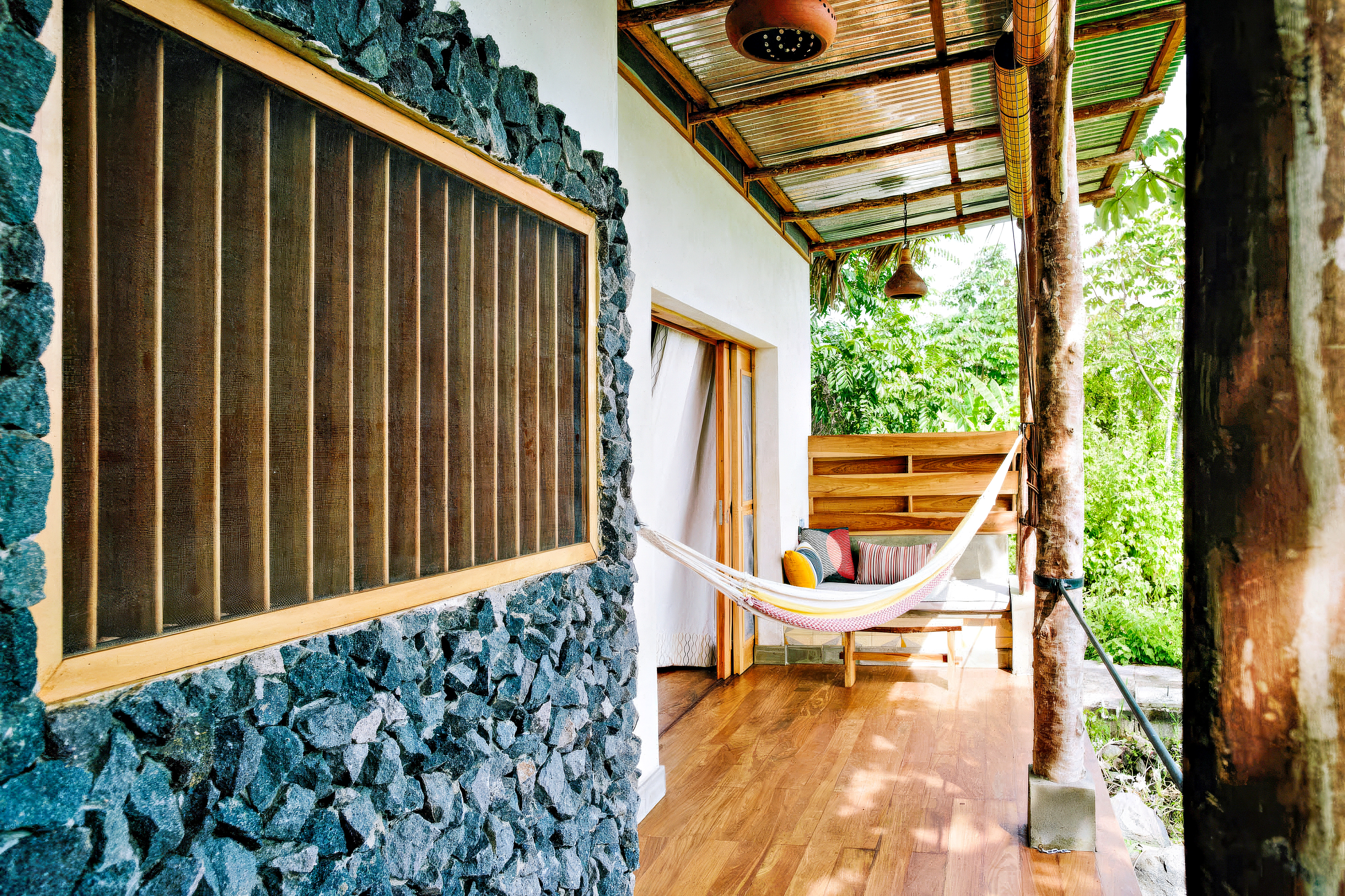 Double Deluxe King Bed