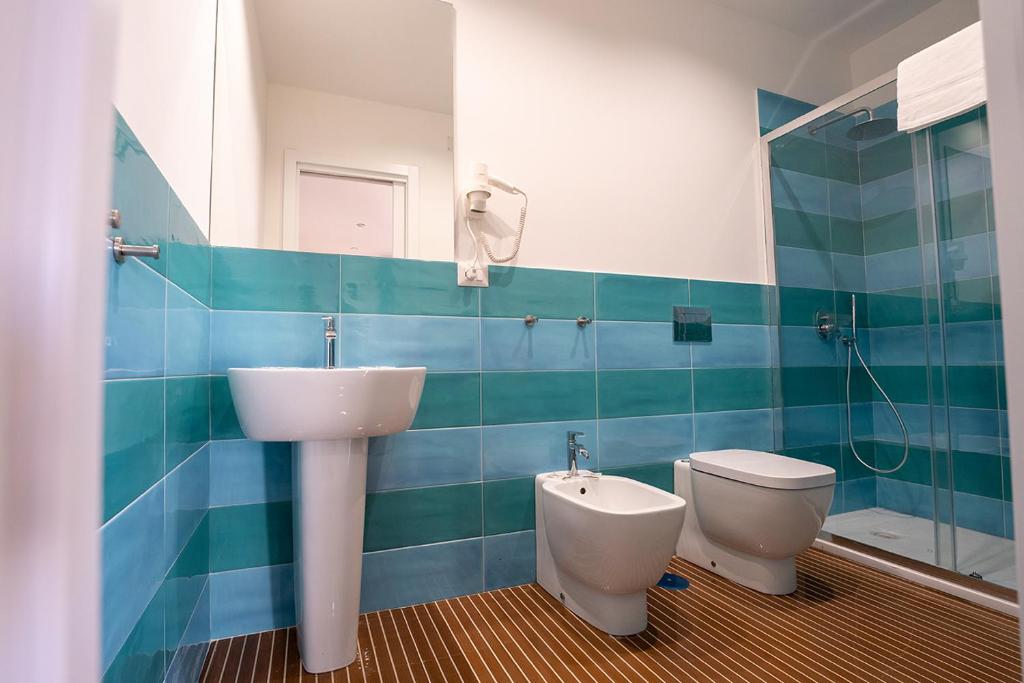 Double Deluxe King Bed