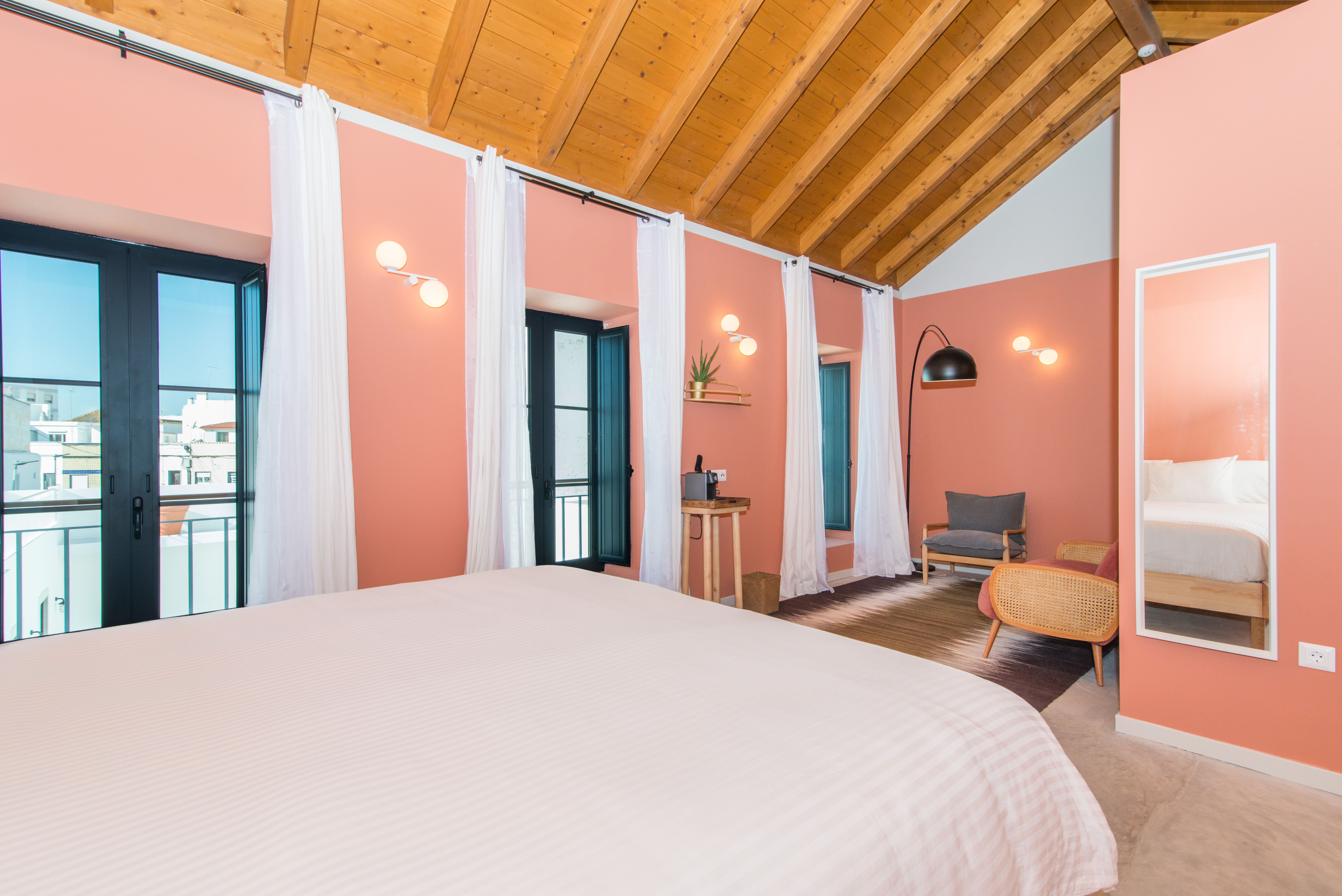 Suite Deluxe King Bed