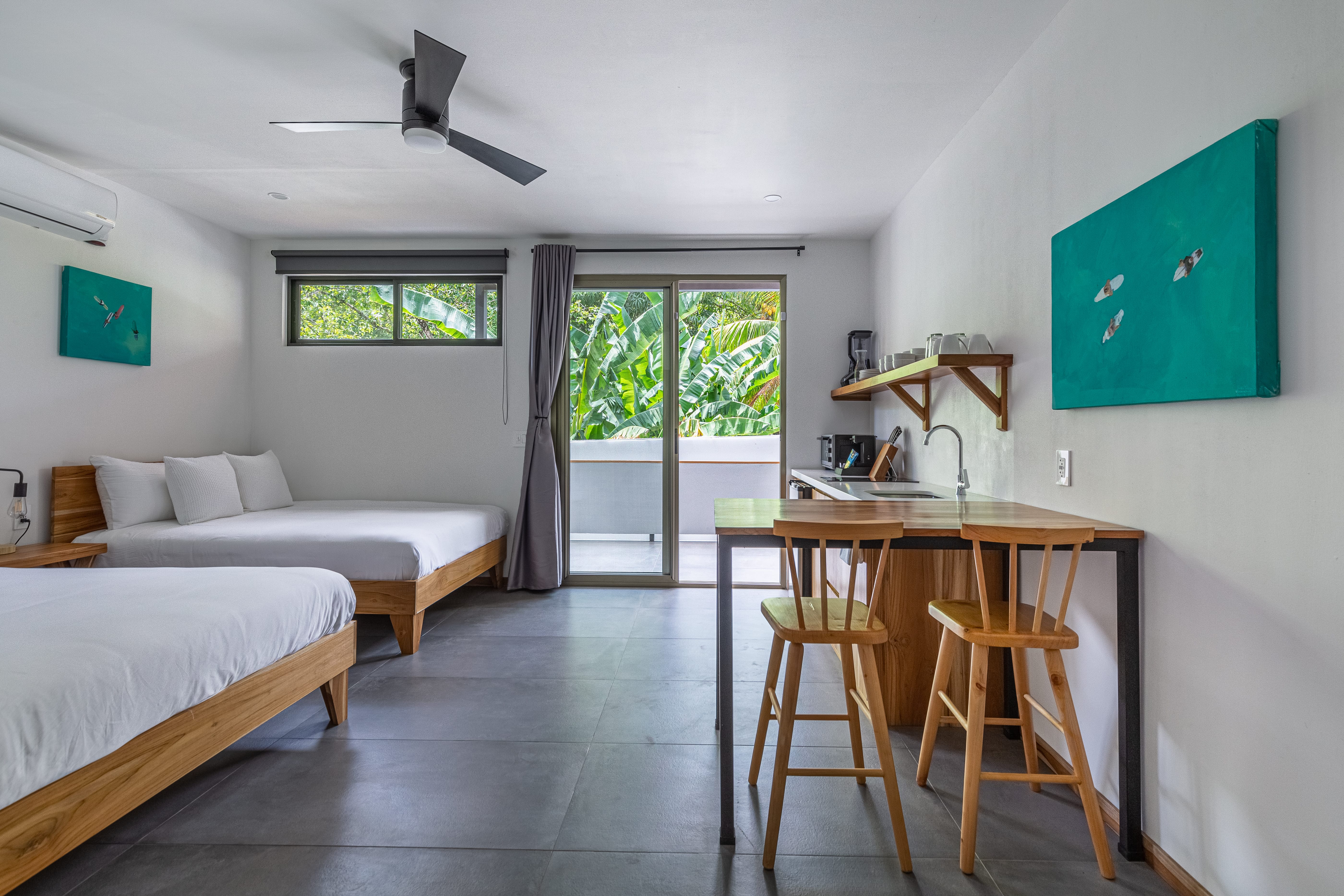 Studio Two Double Beds