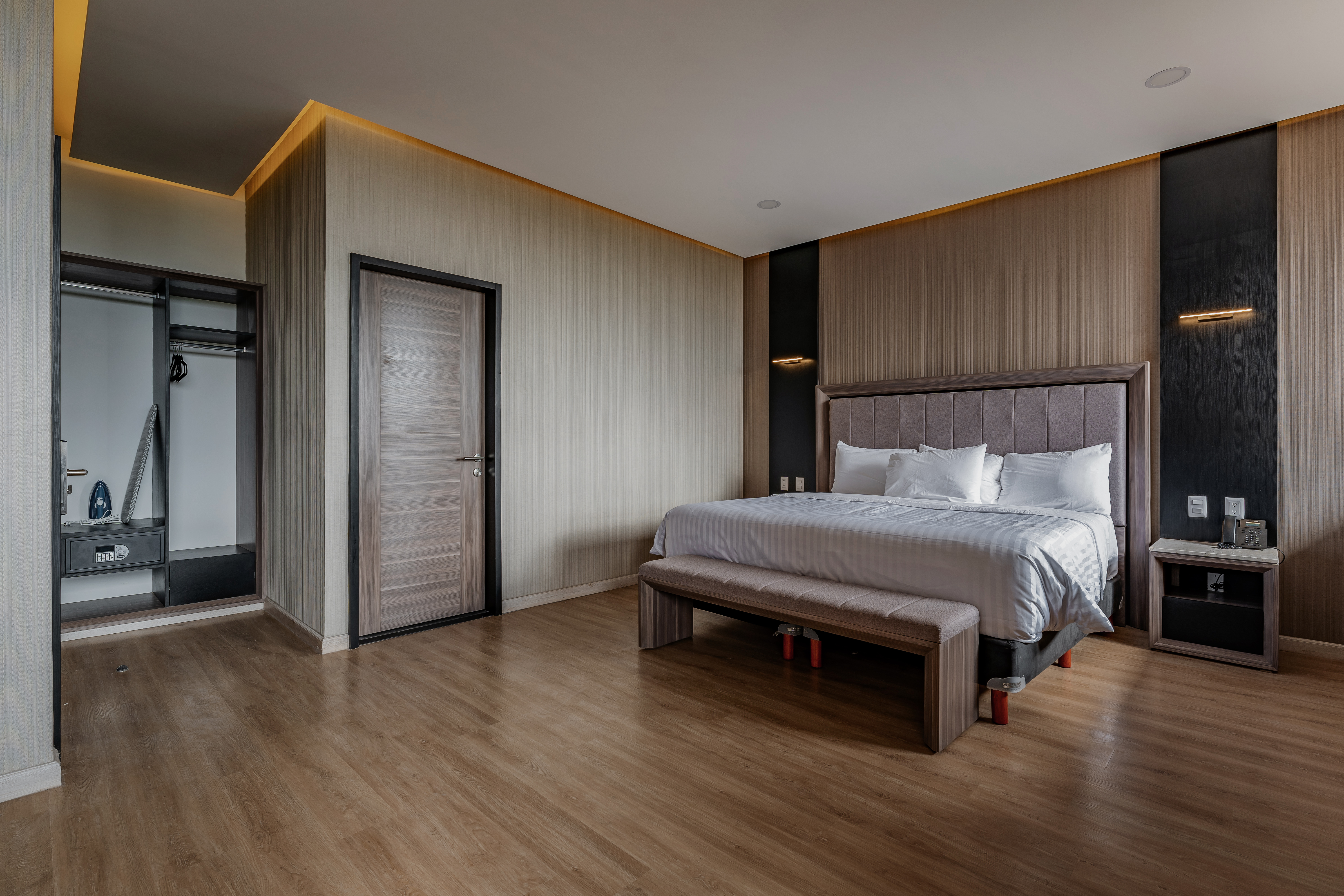 Room Superior King Bed