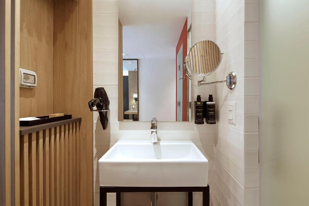 Double Single Deluxe