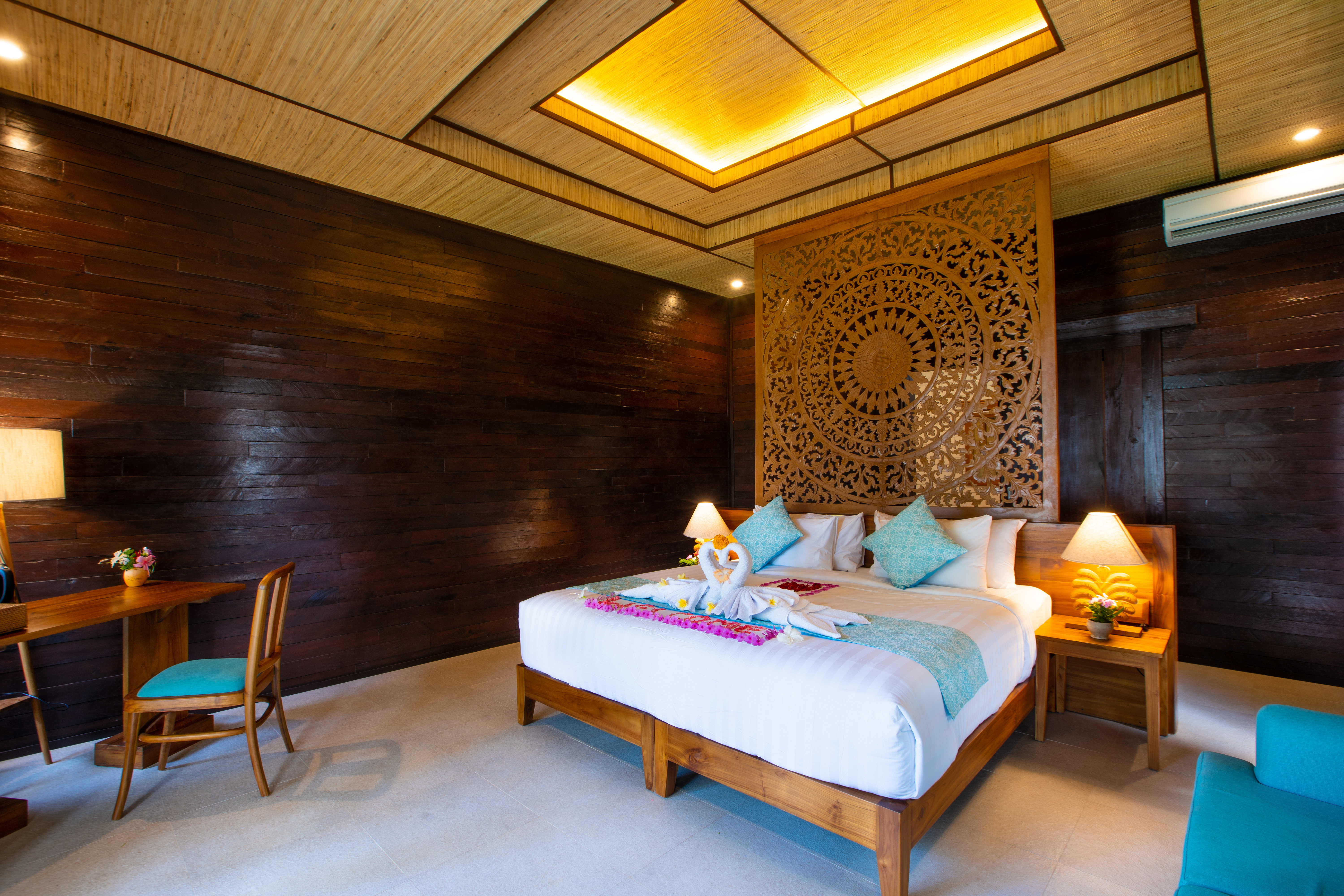 Double or Twin Deluxe