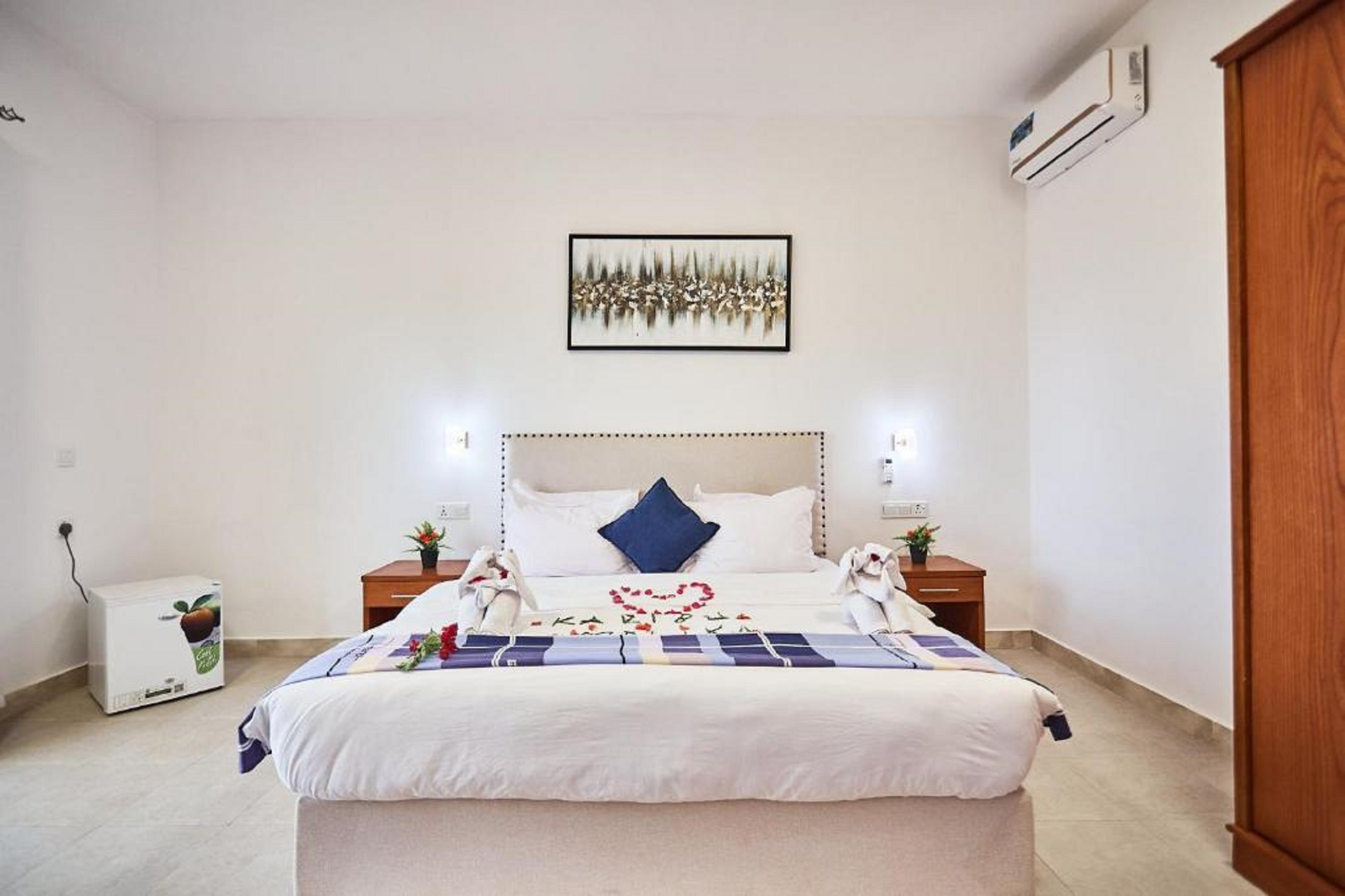 Double Deluxe Pool View