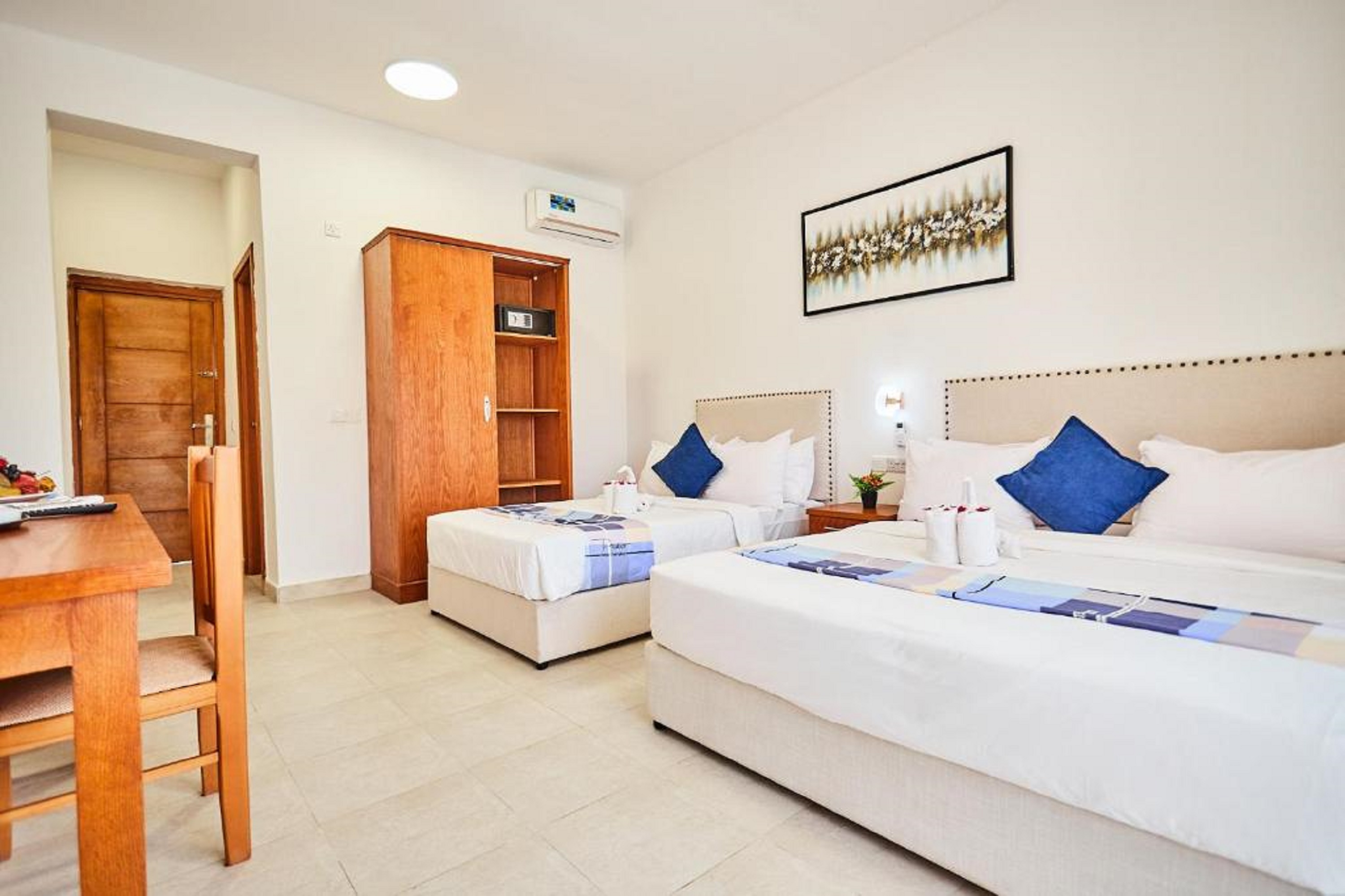 Double Deluxe Pool View