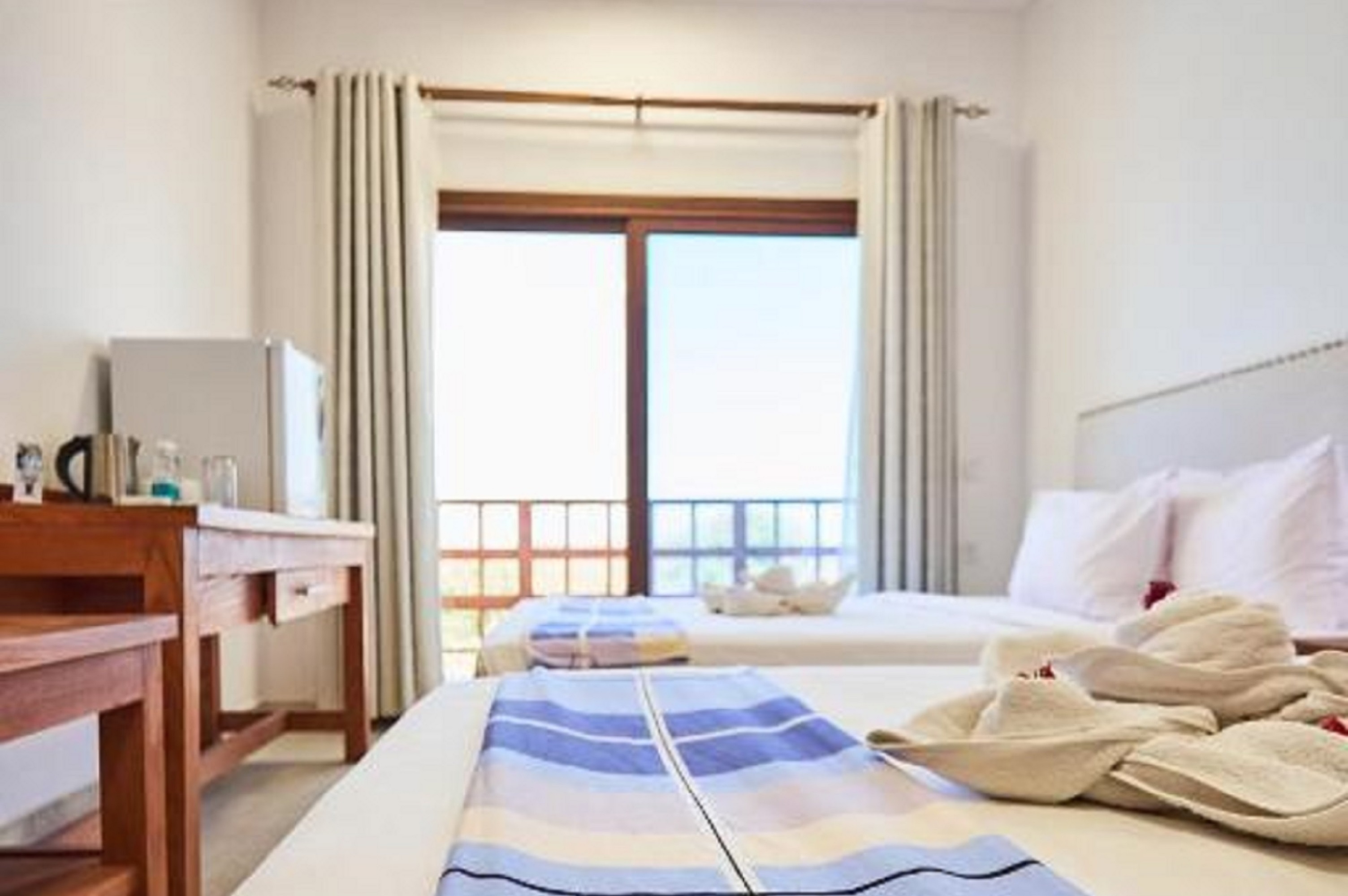 Twin Deluxe Pool View