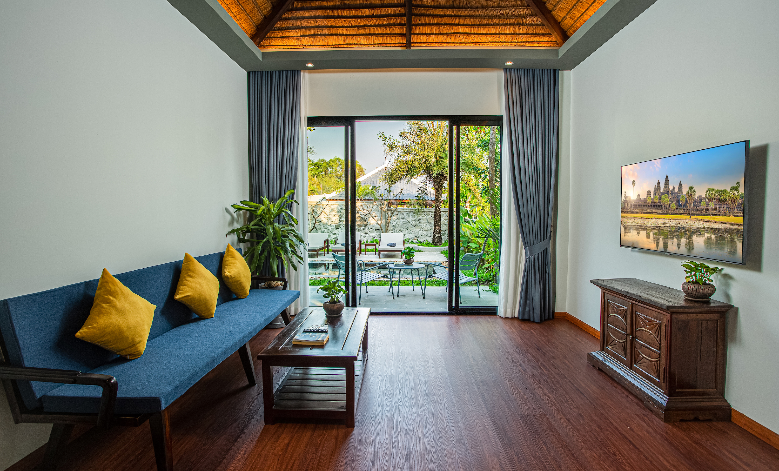 Family Room Pool View