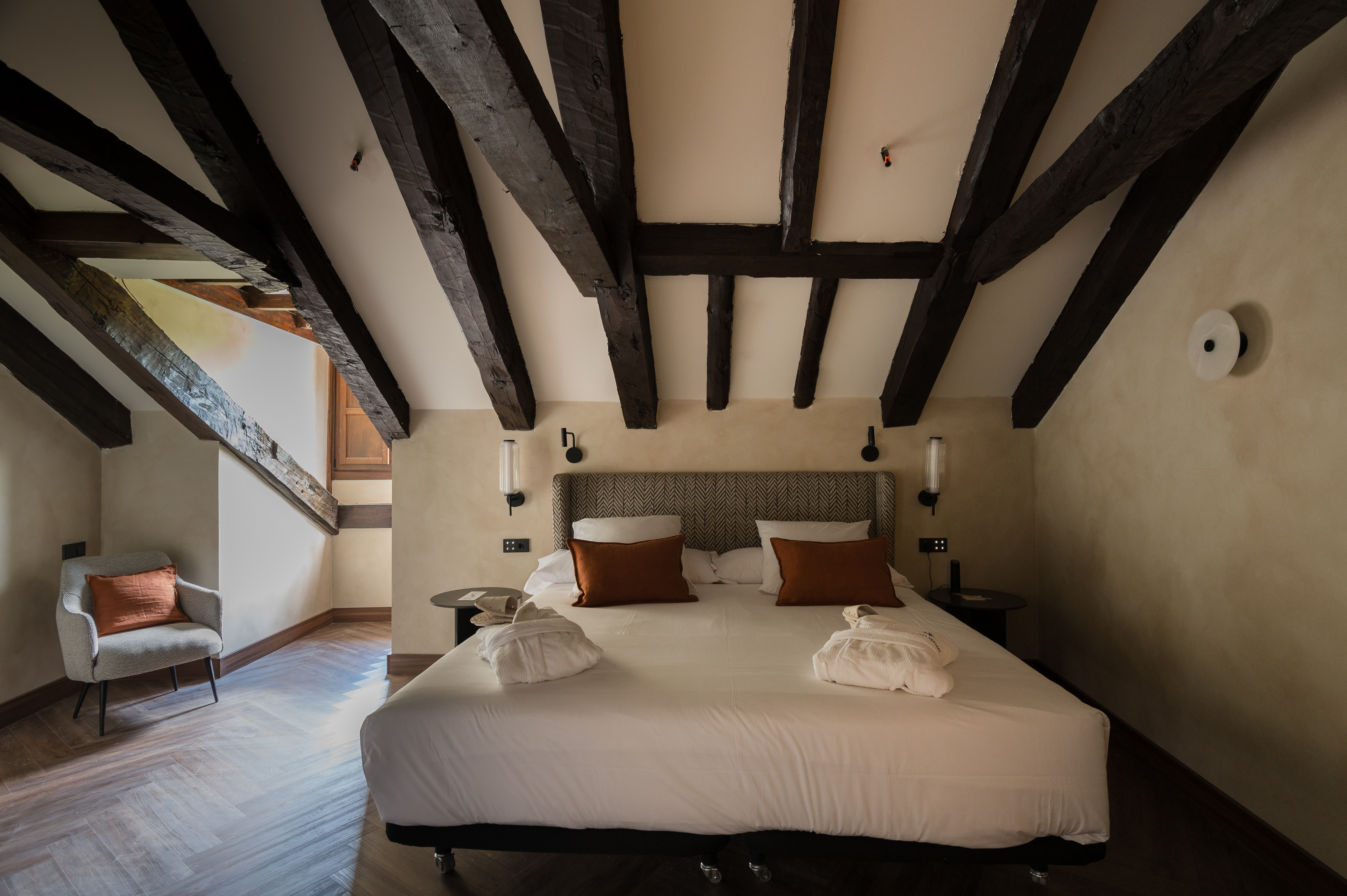 Double or Twin Deluxe