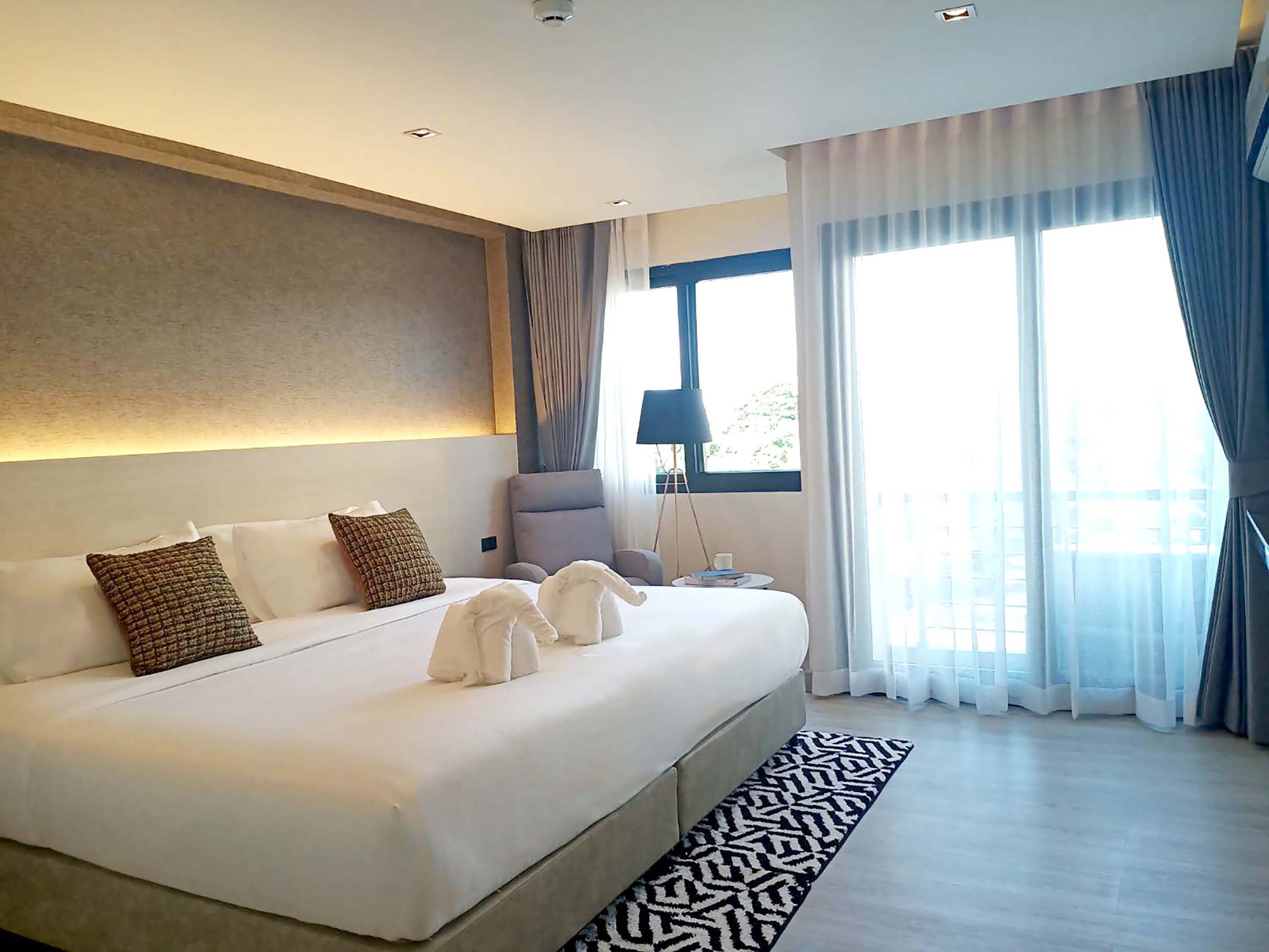 Suite One Bedroom with Kitchenette