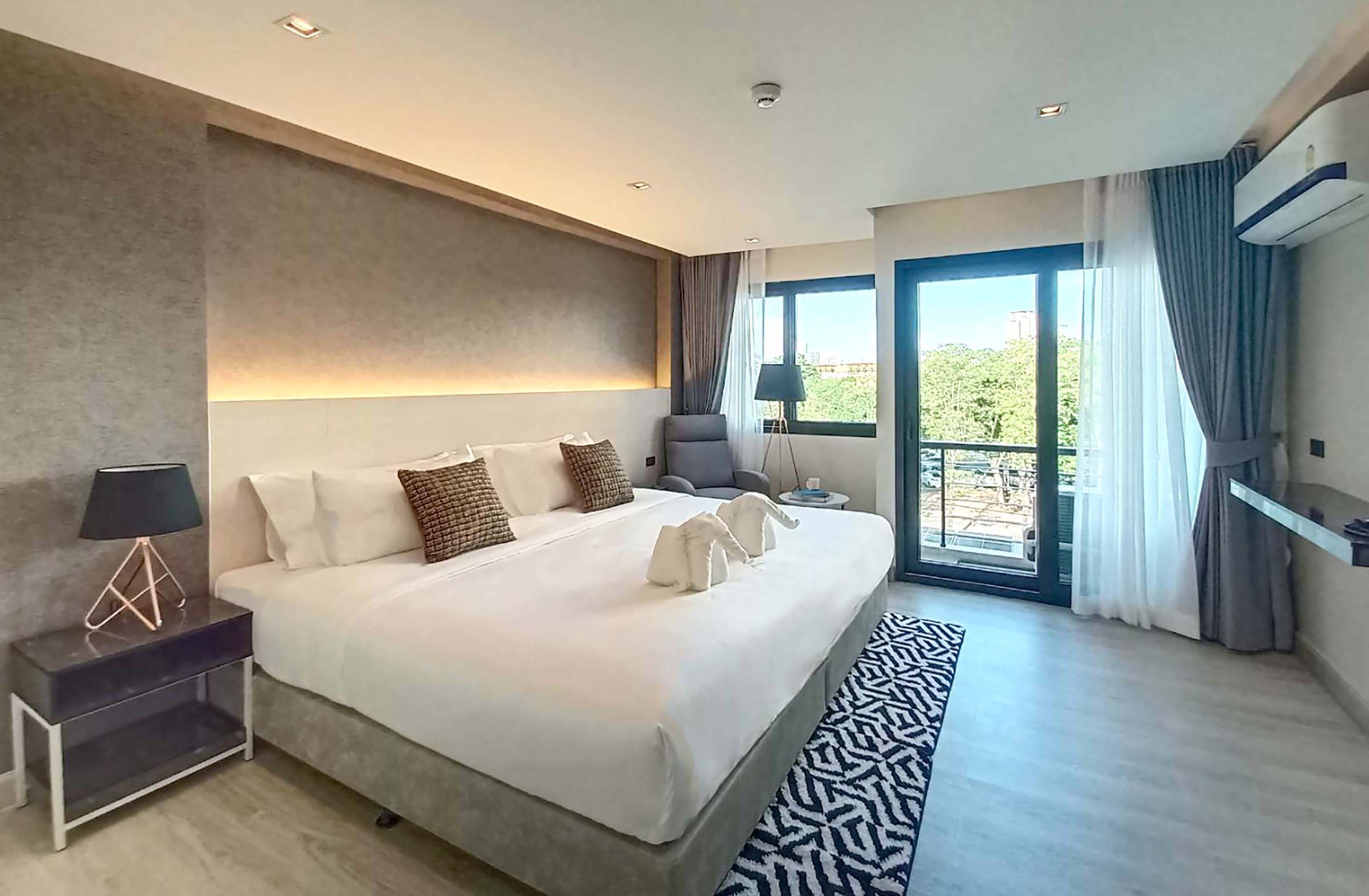 Suite One Bedroom with Kitchenette