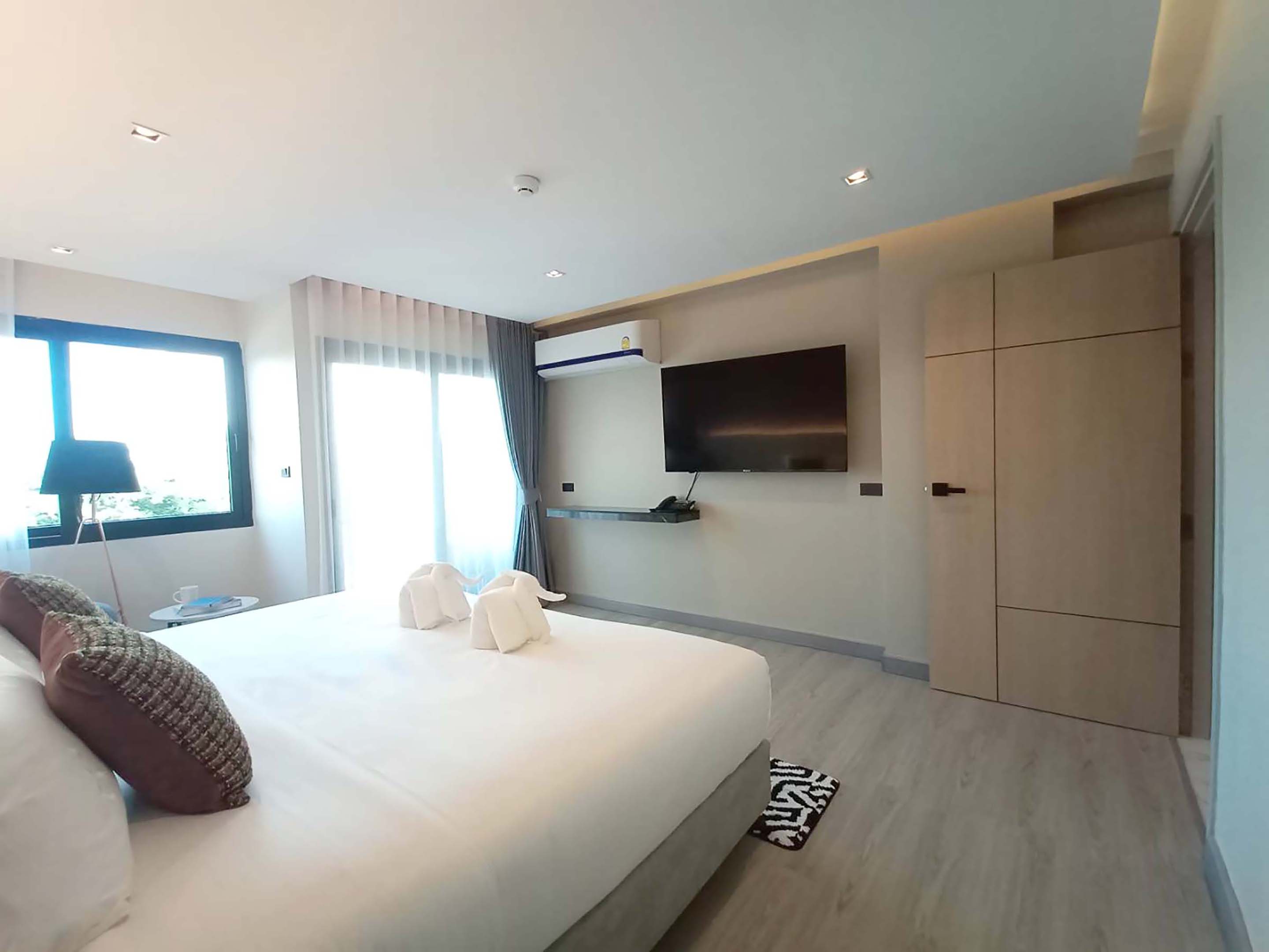 Suite One Bedroom with Kitchenette