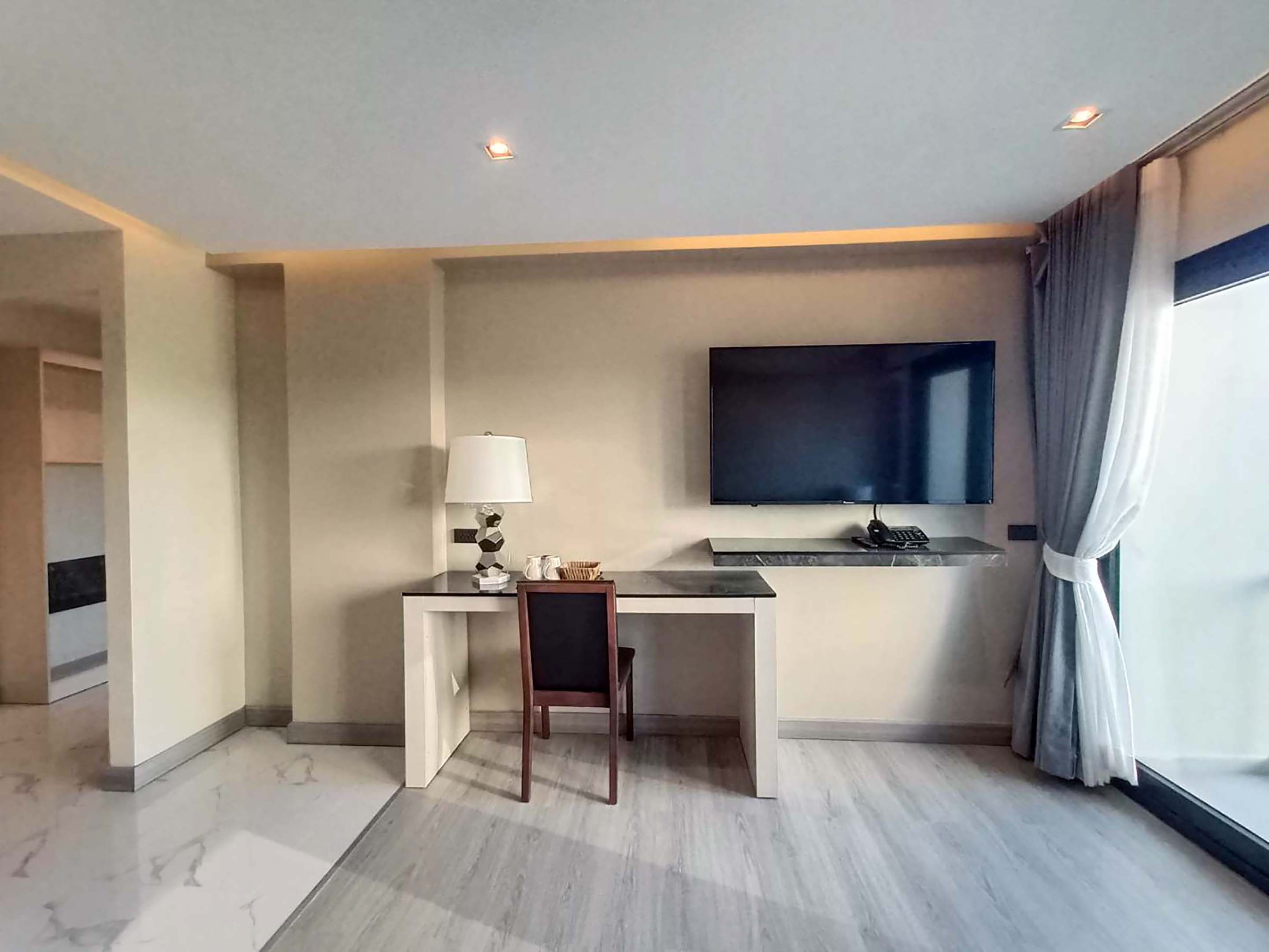 Suite One Bedroom with Kitchenette