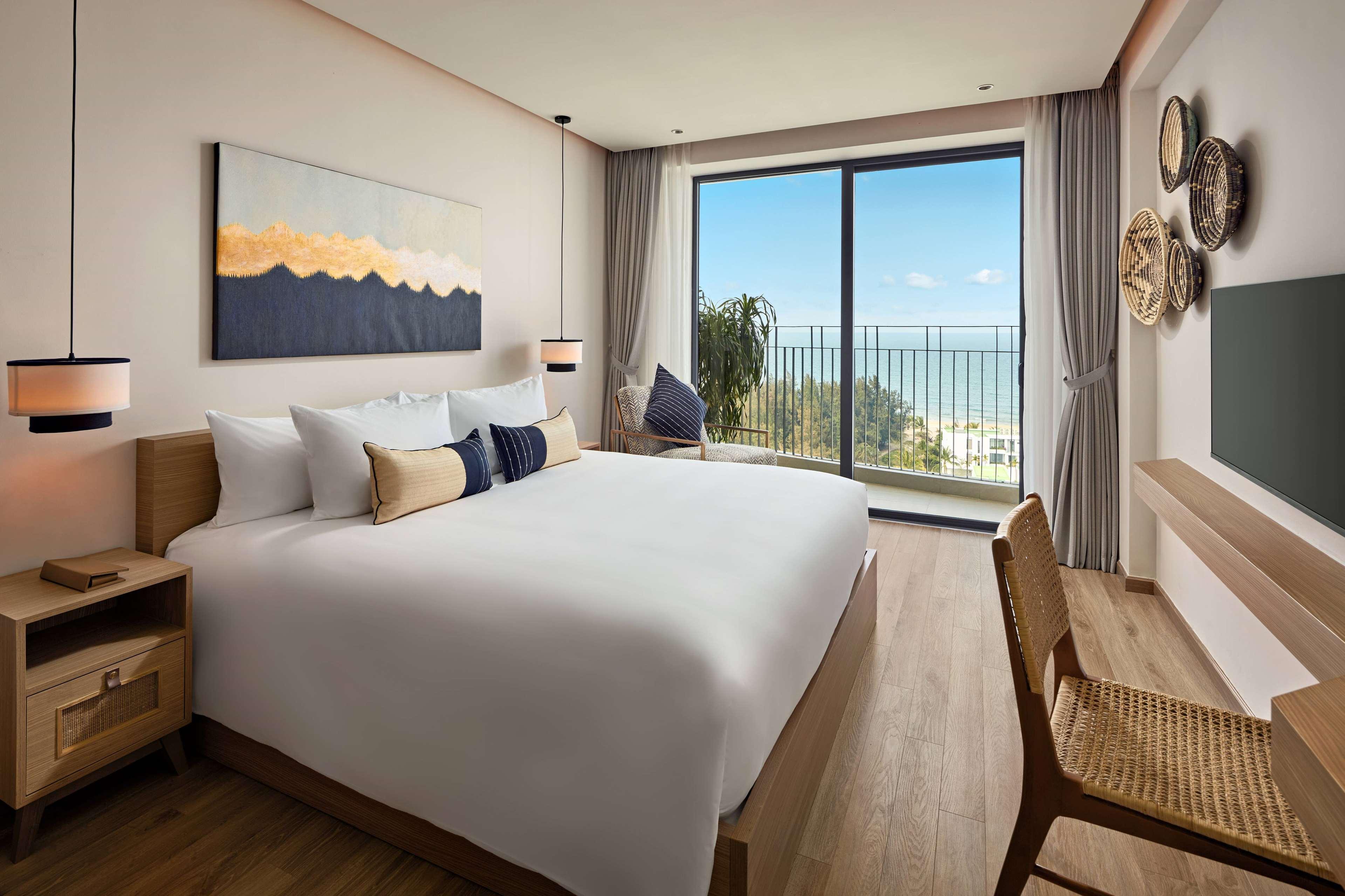 Studio Ocean View King Bed