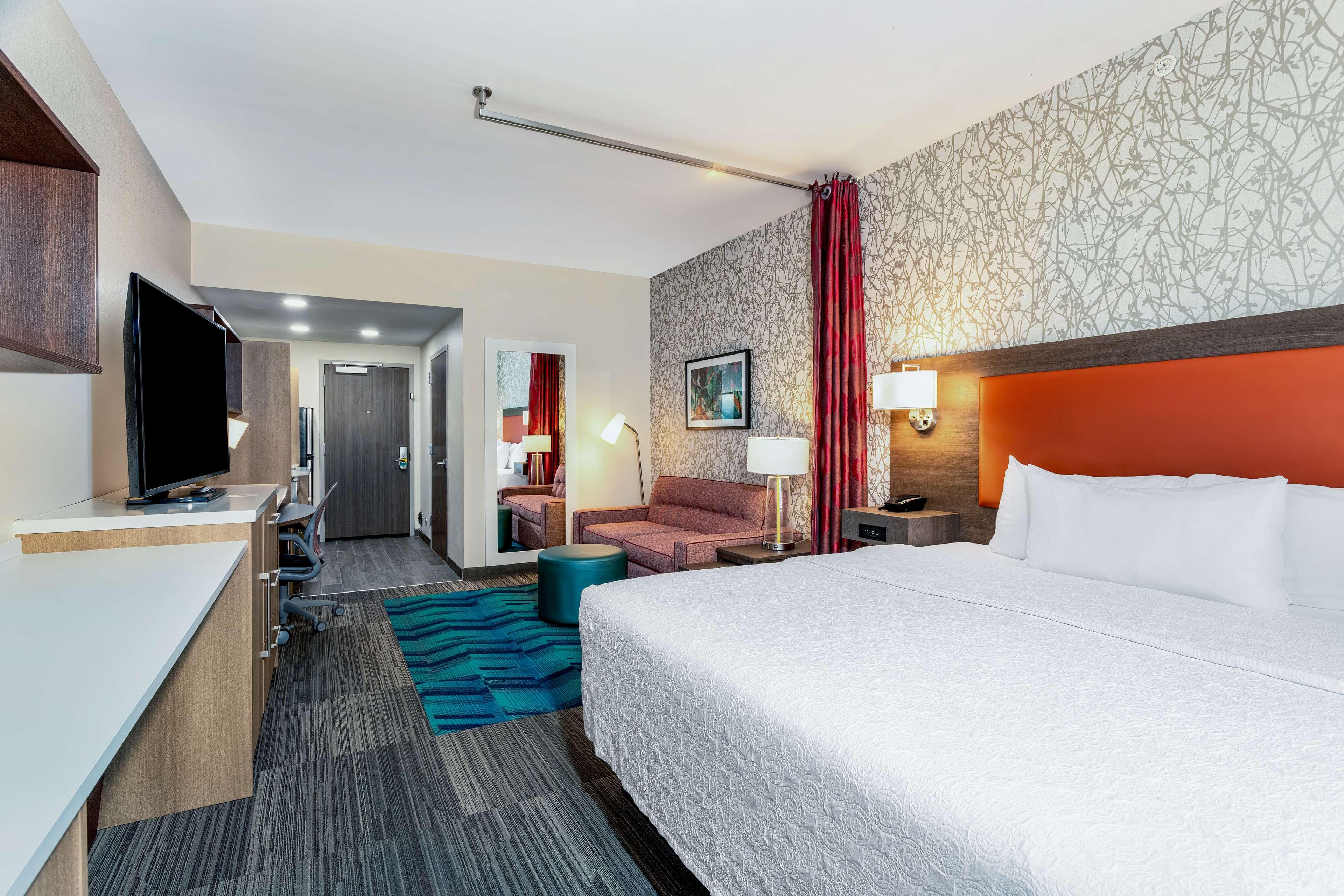 Studio King Size Bed