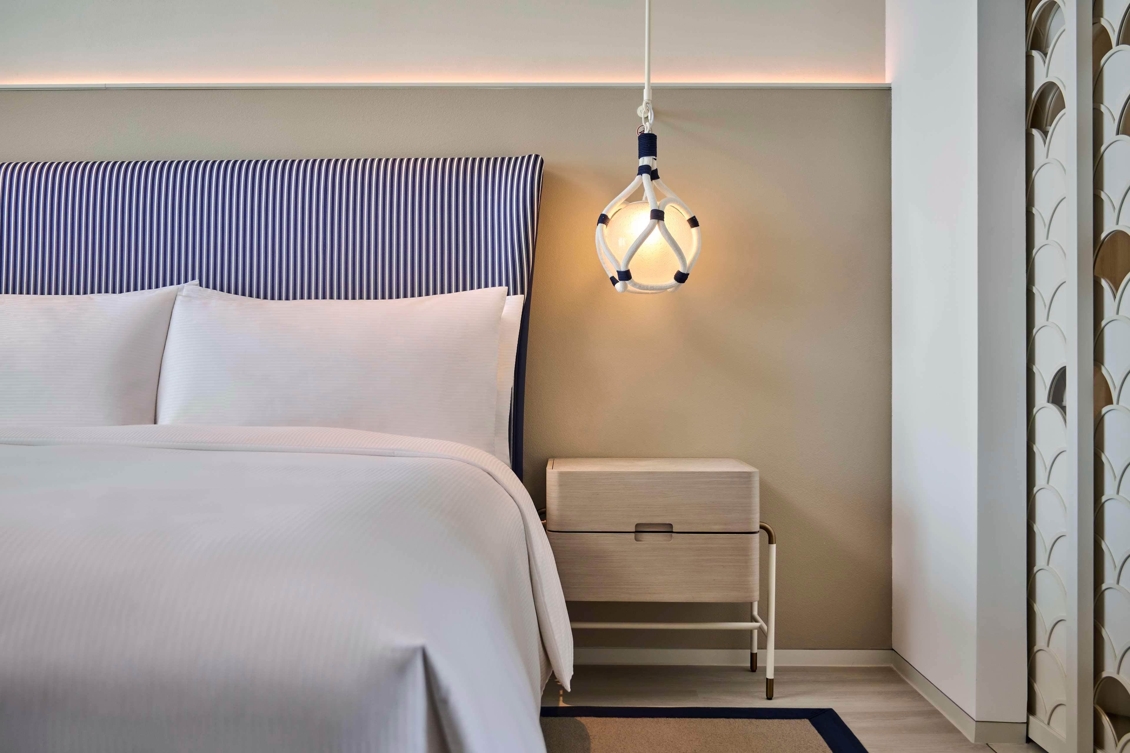 Twin Deluxe Ocean View