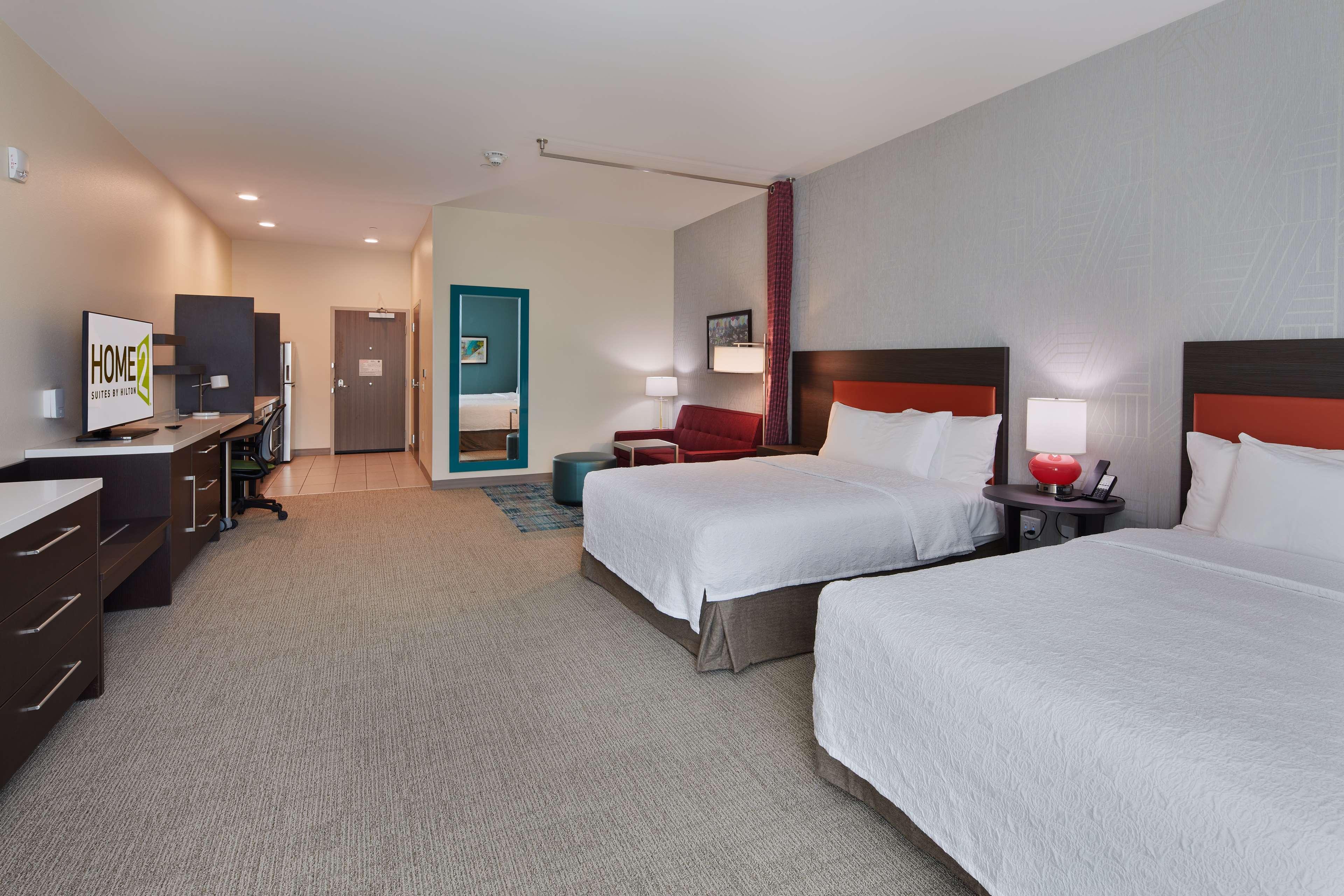 Studio Accessible-two Queen Beds