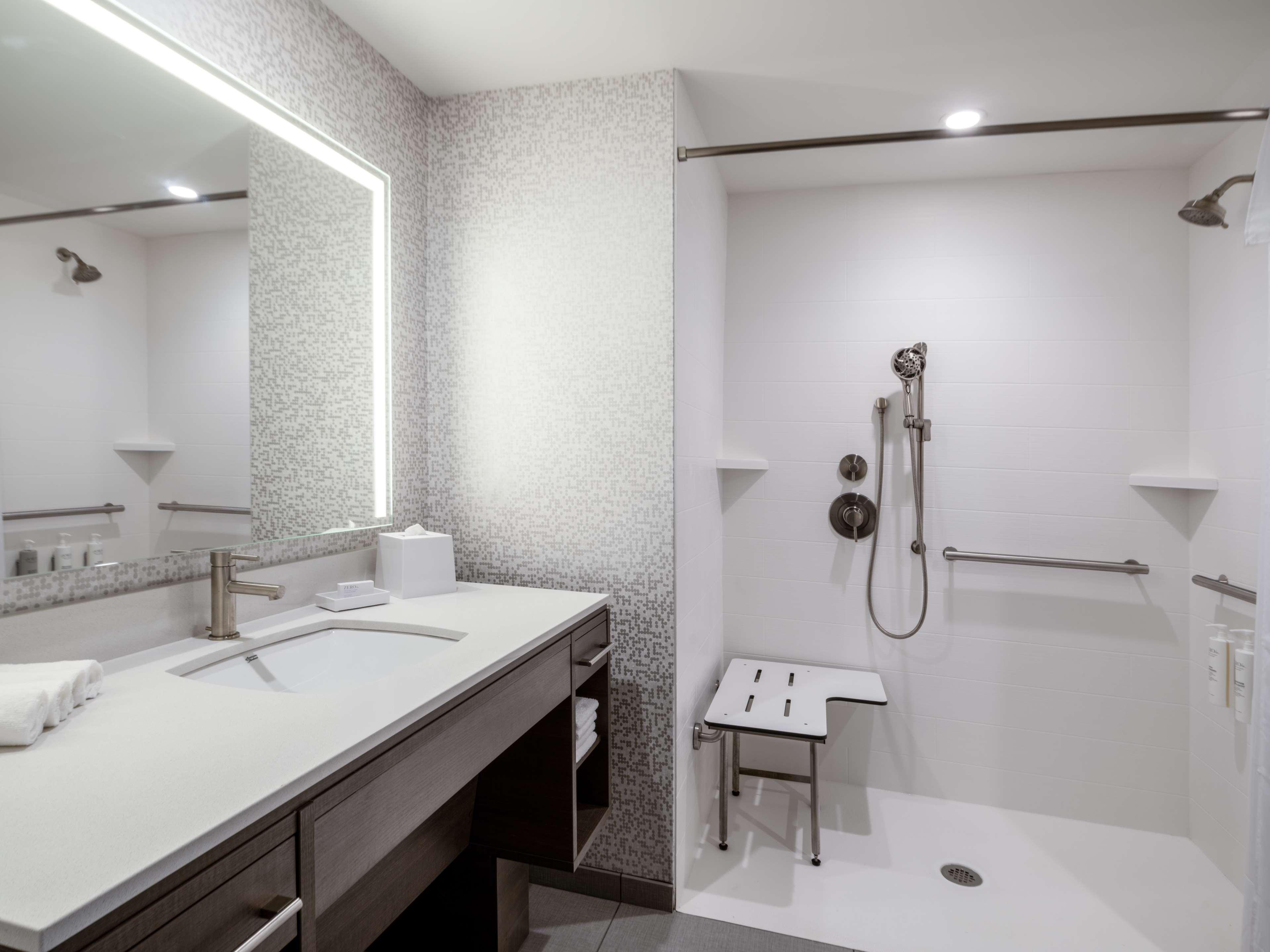 Suite Accessible-two Queen Beds