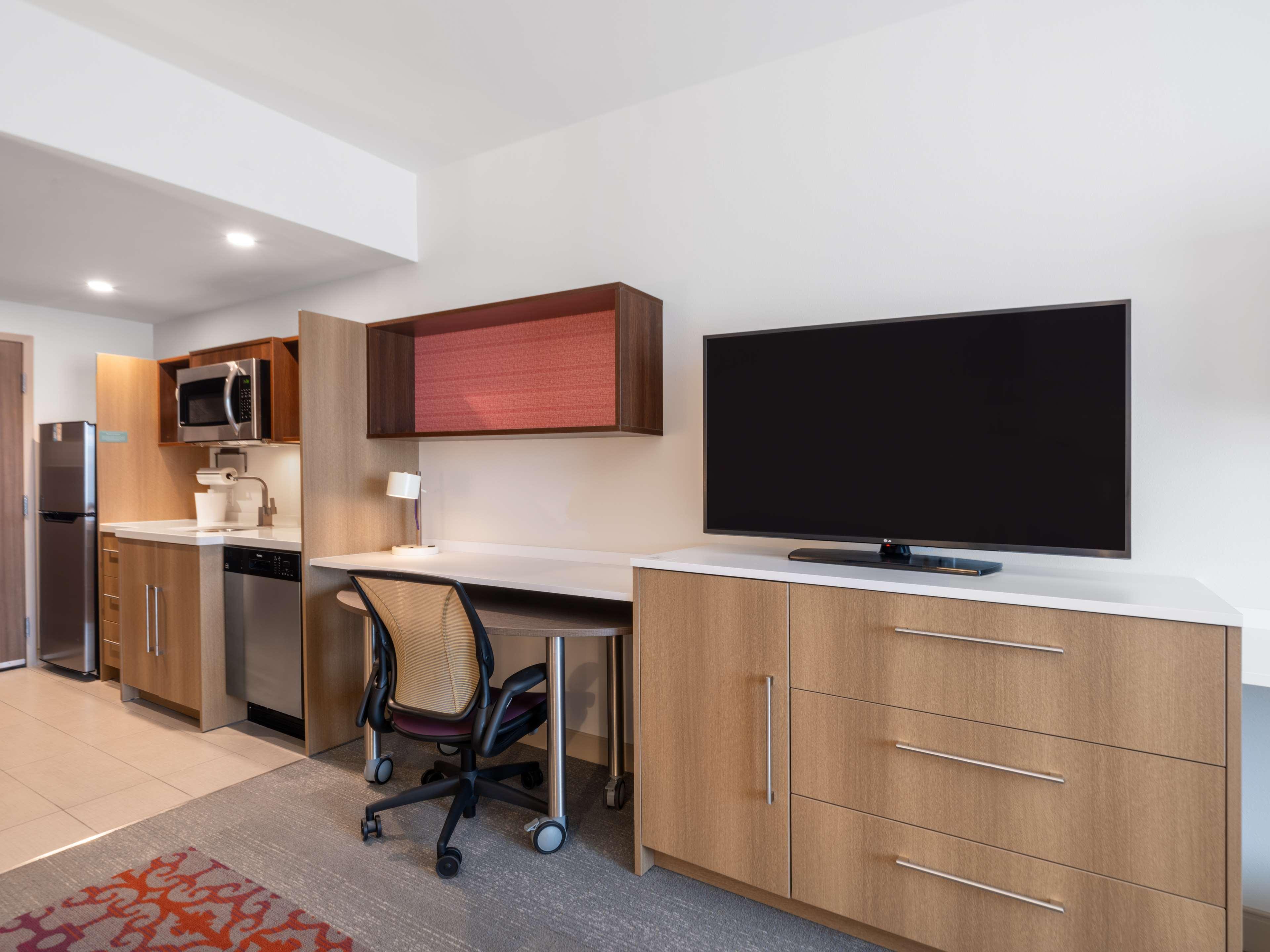 Studio King Size Bed