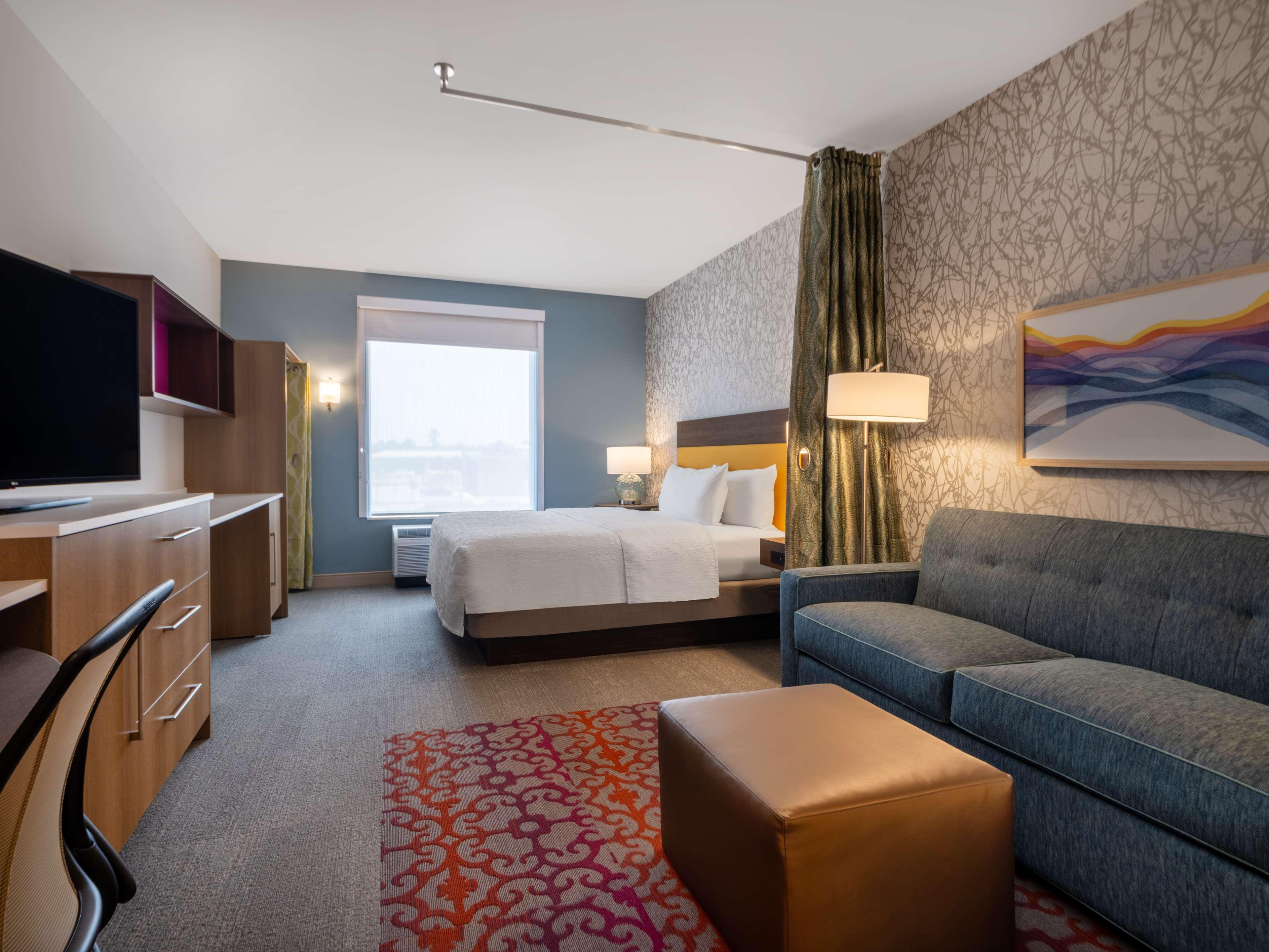 Studio King Size Bed