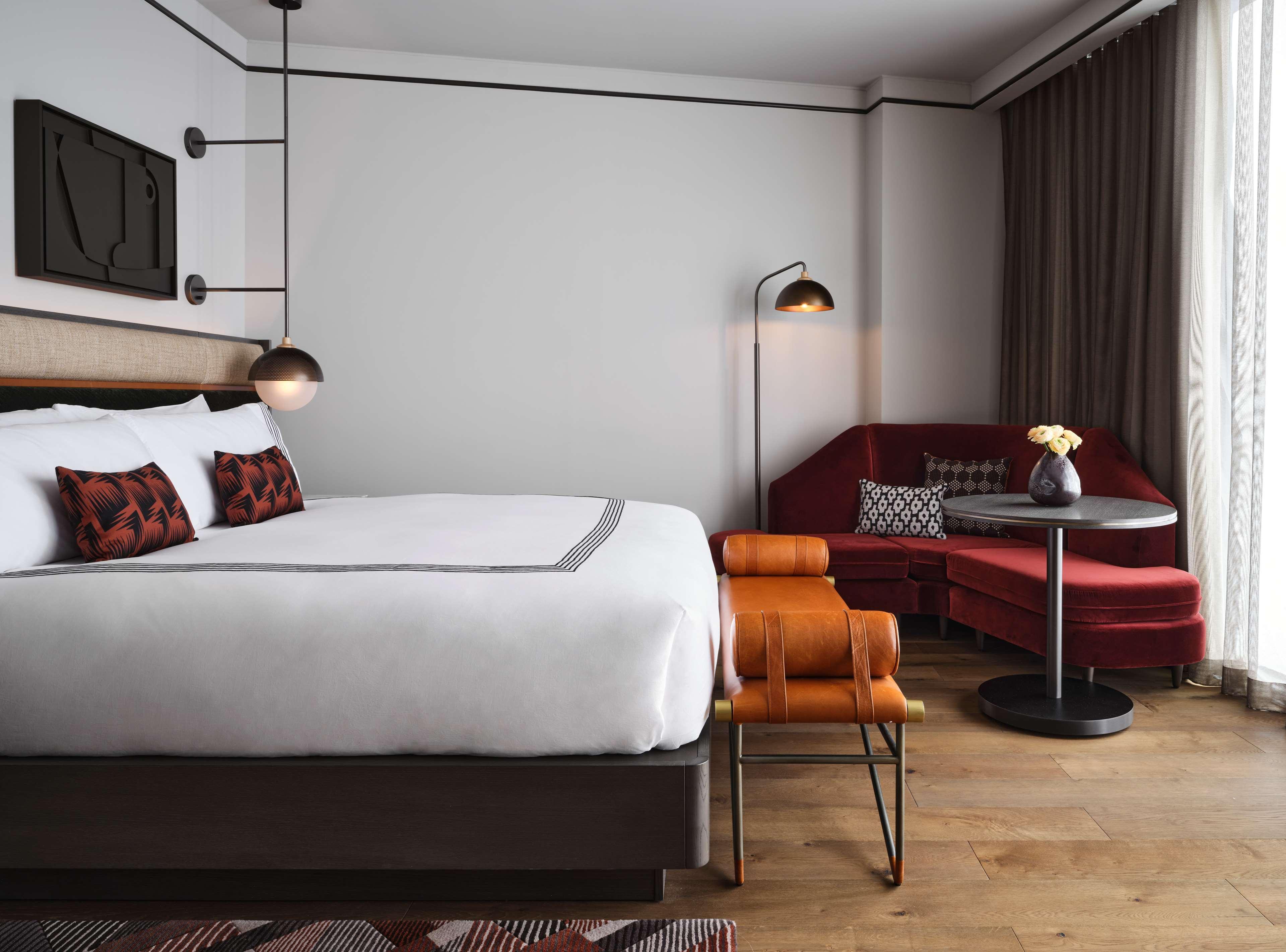 Junior Suite King Size Bed