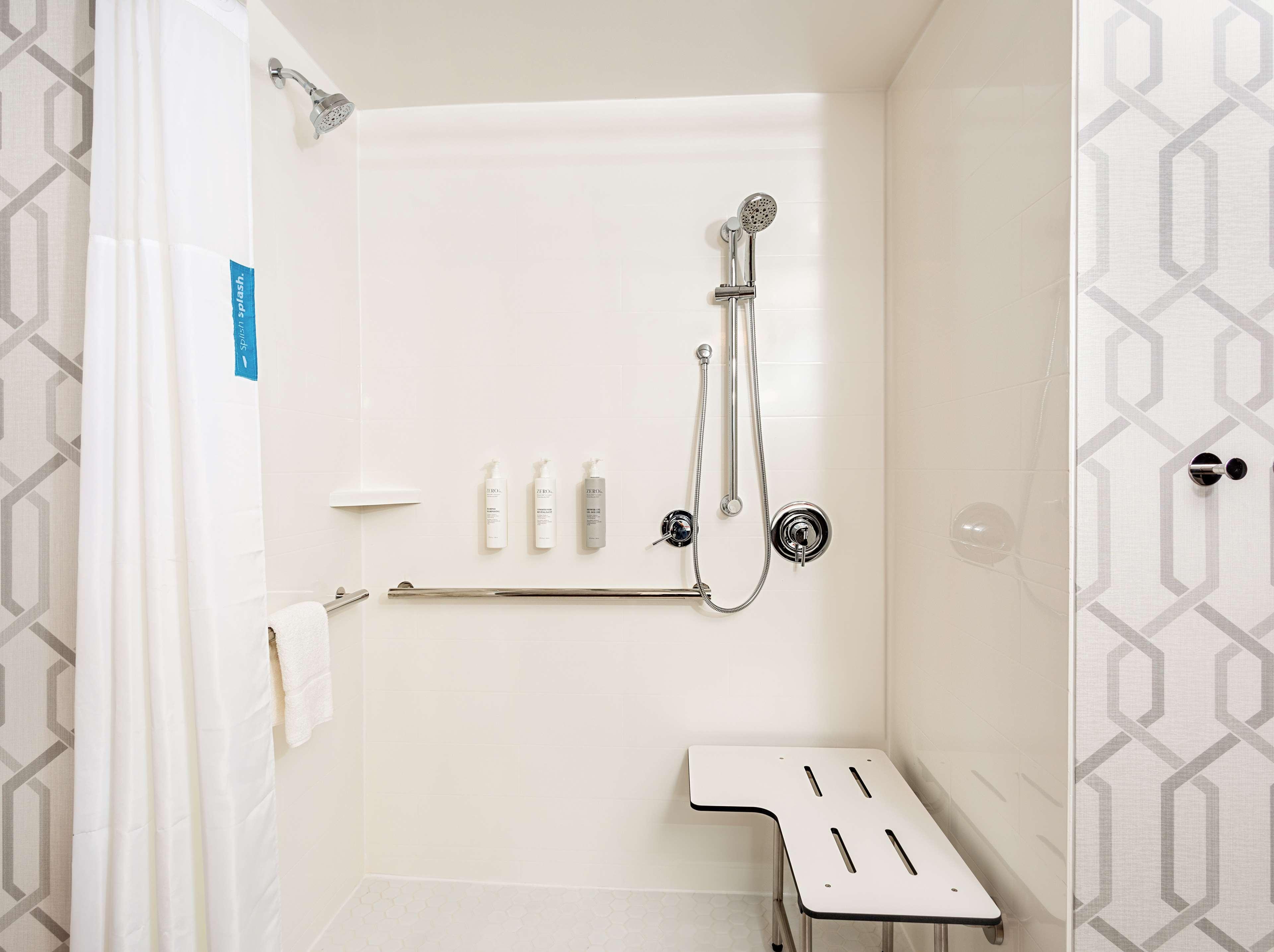 Room Accessible-two Queen Beds