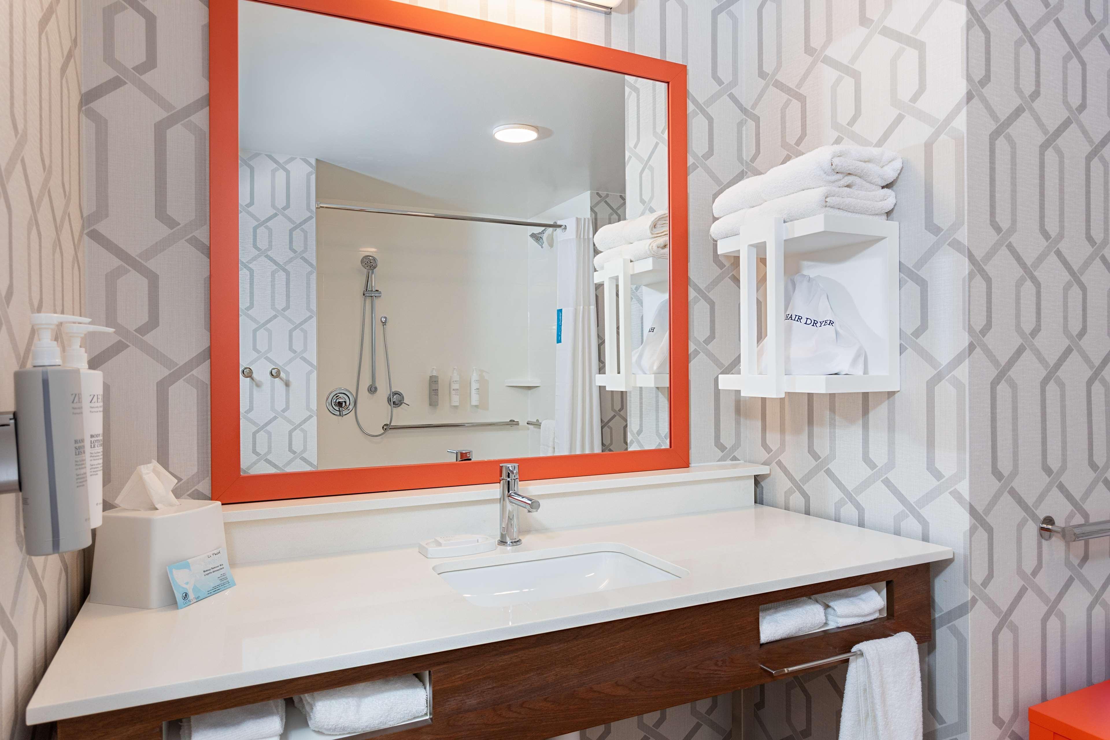 Room Accessible-two Queen Beds