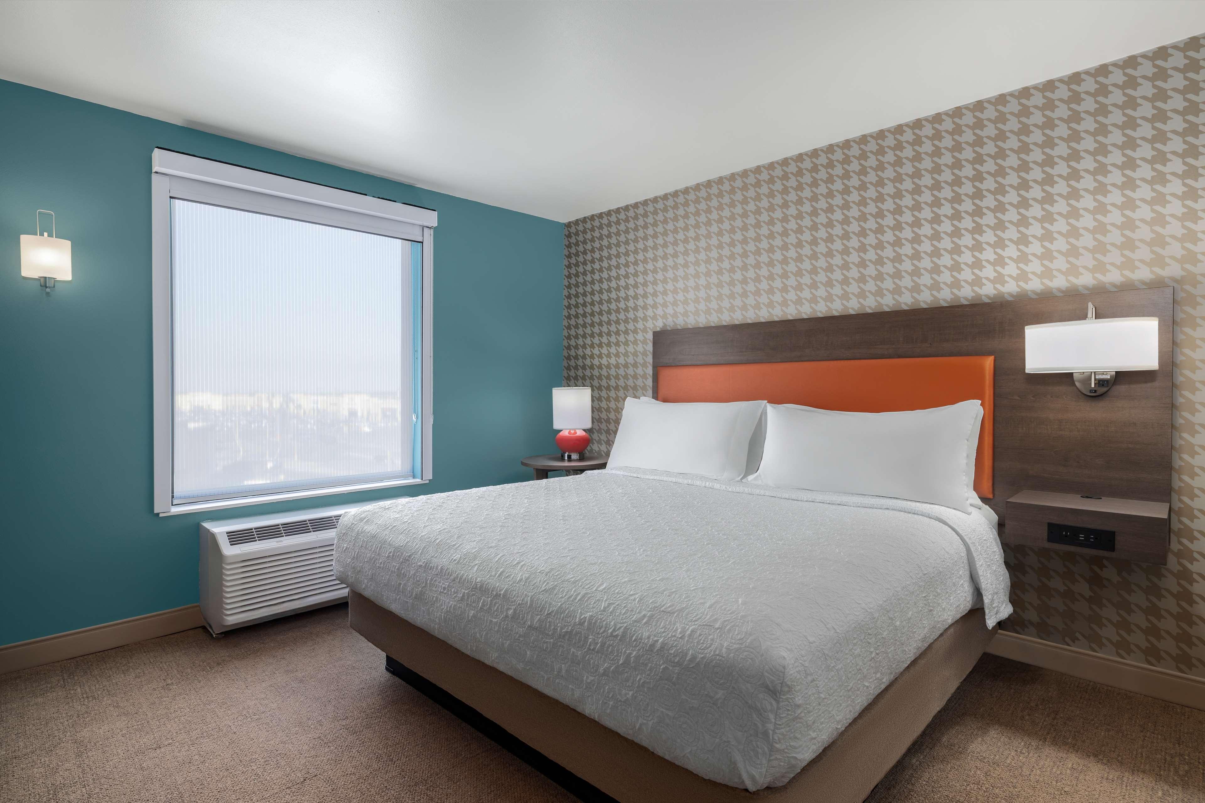 Studio King Size Bed