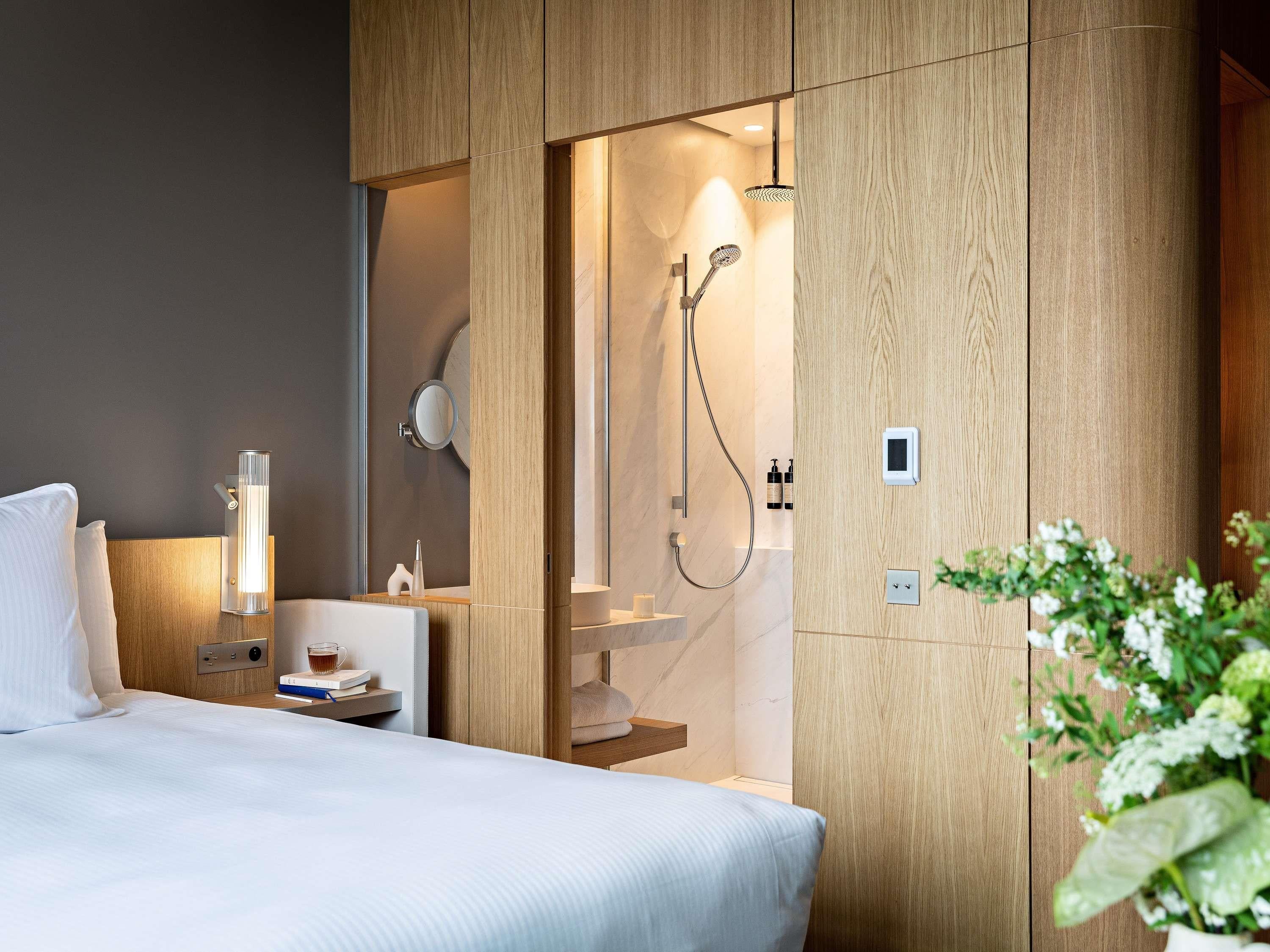 Double Deluxe with Views