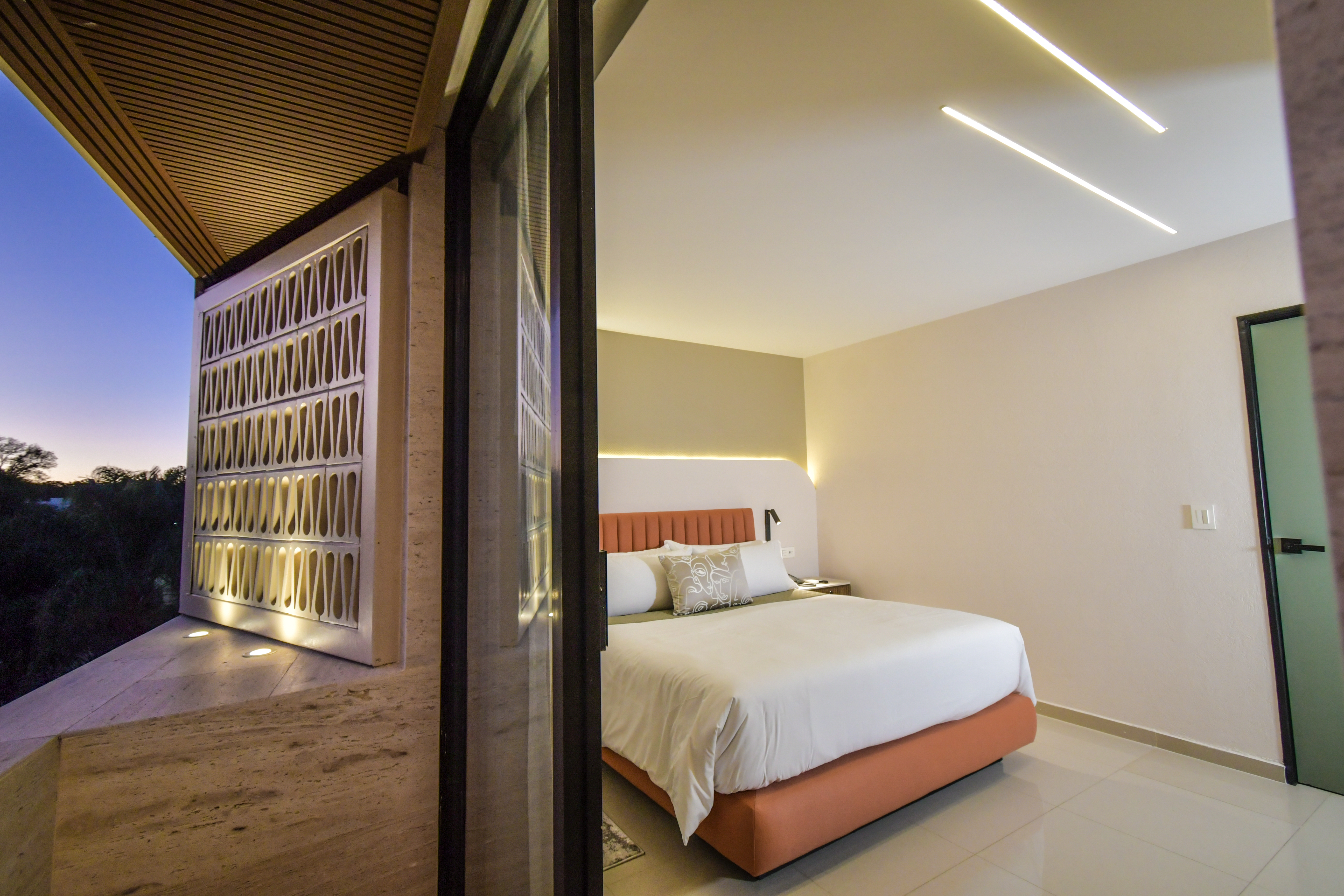 Suite Deluxe One Bed