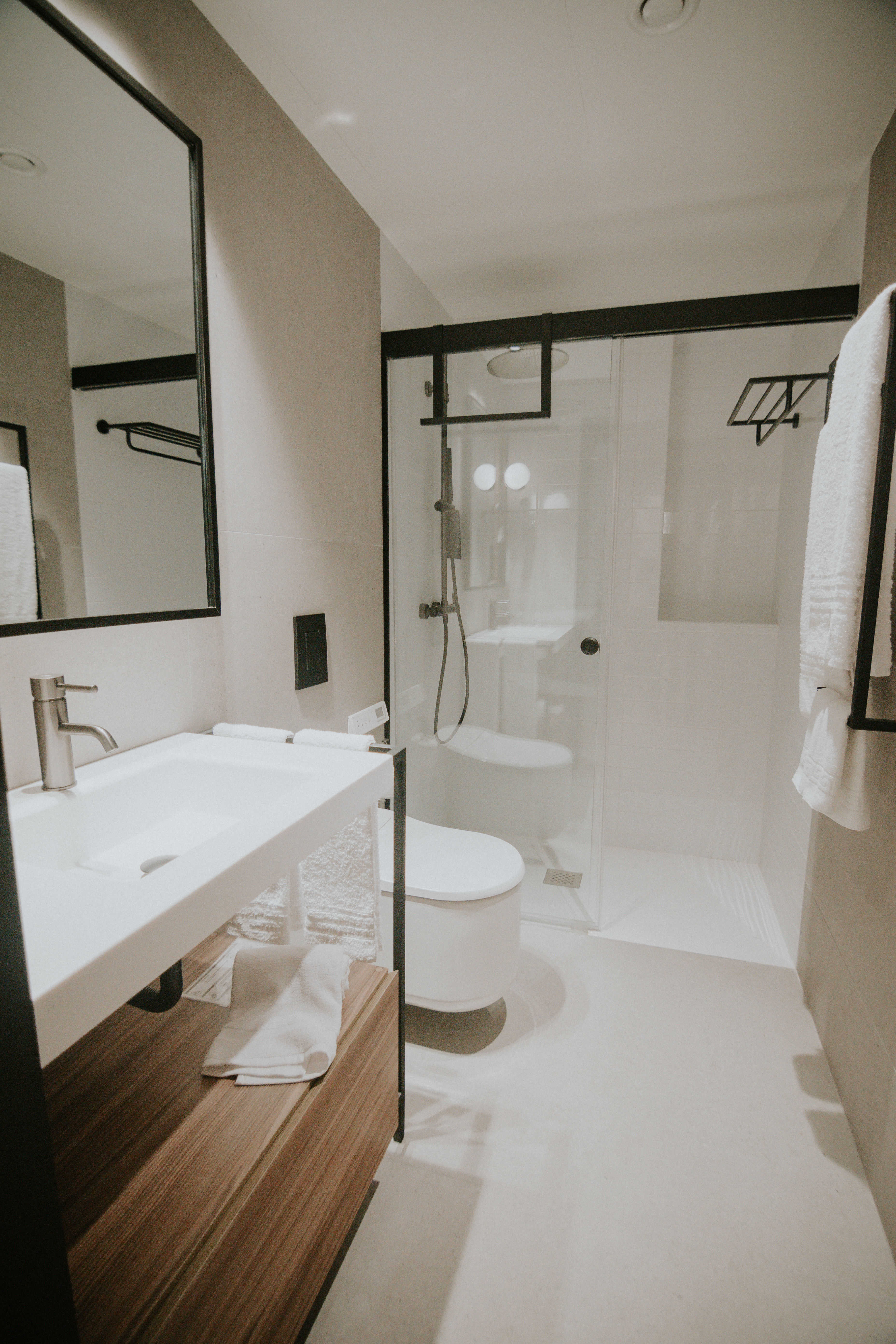 Double Single Accessible Superior