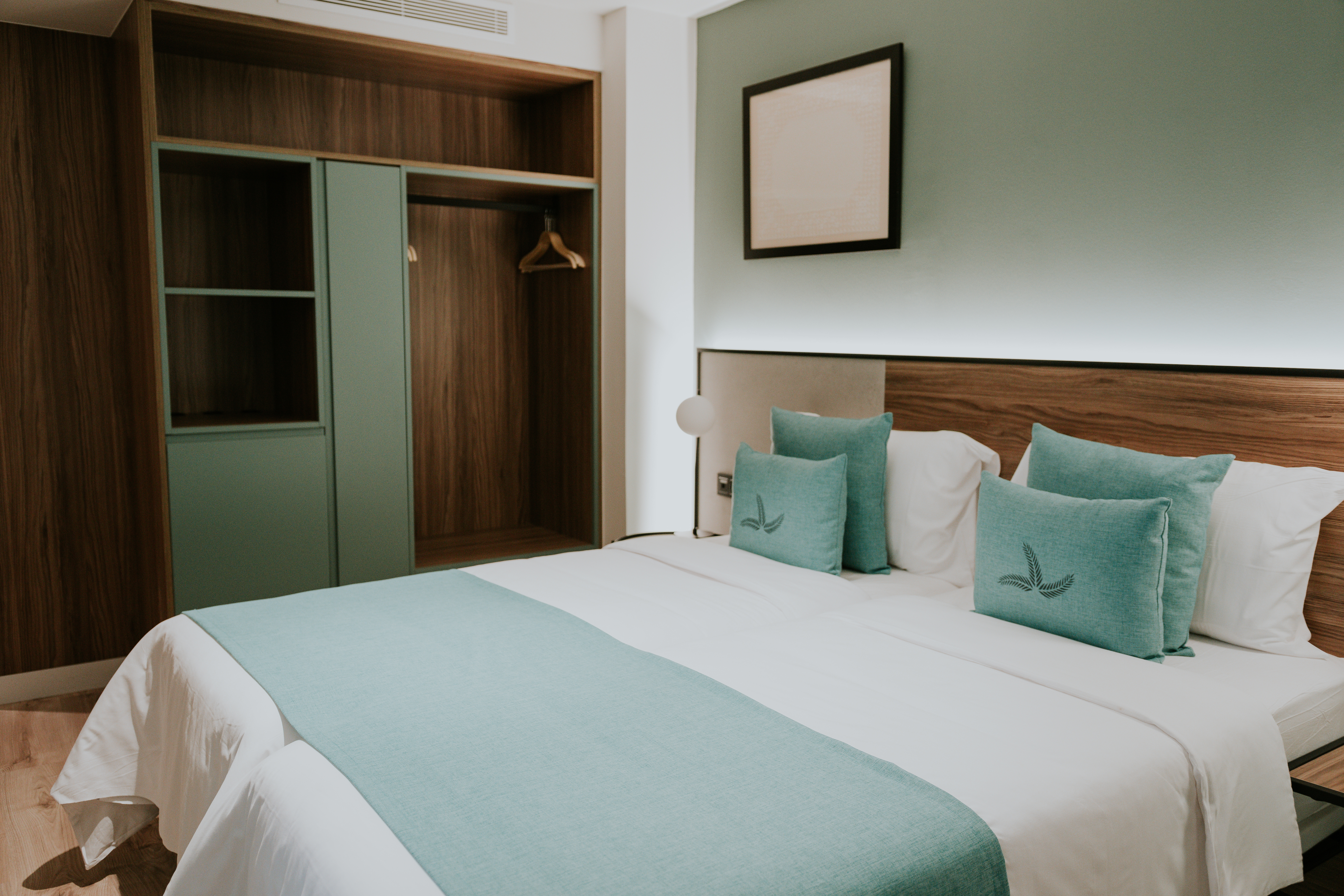 Double or Twin Executive