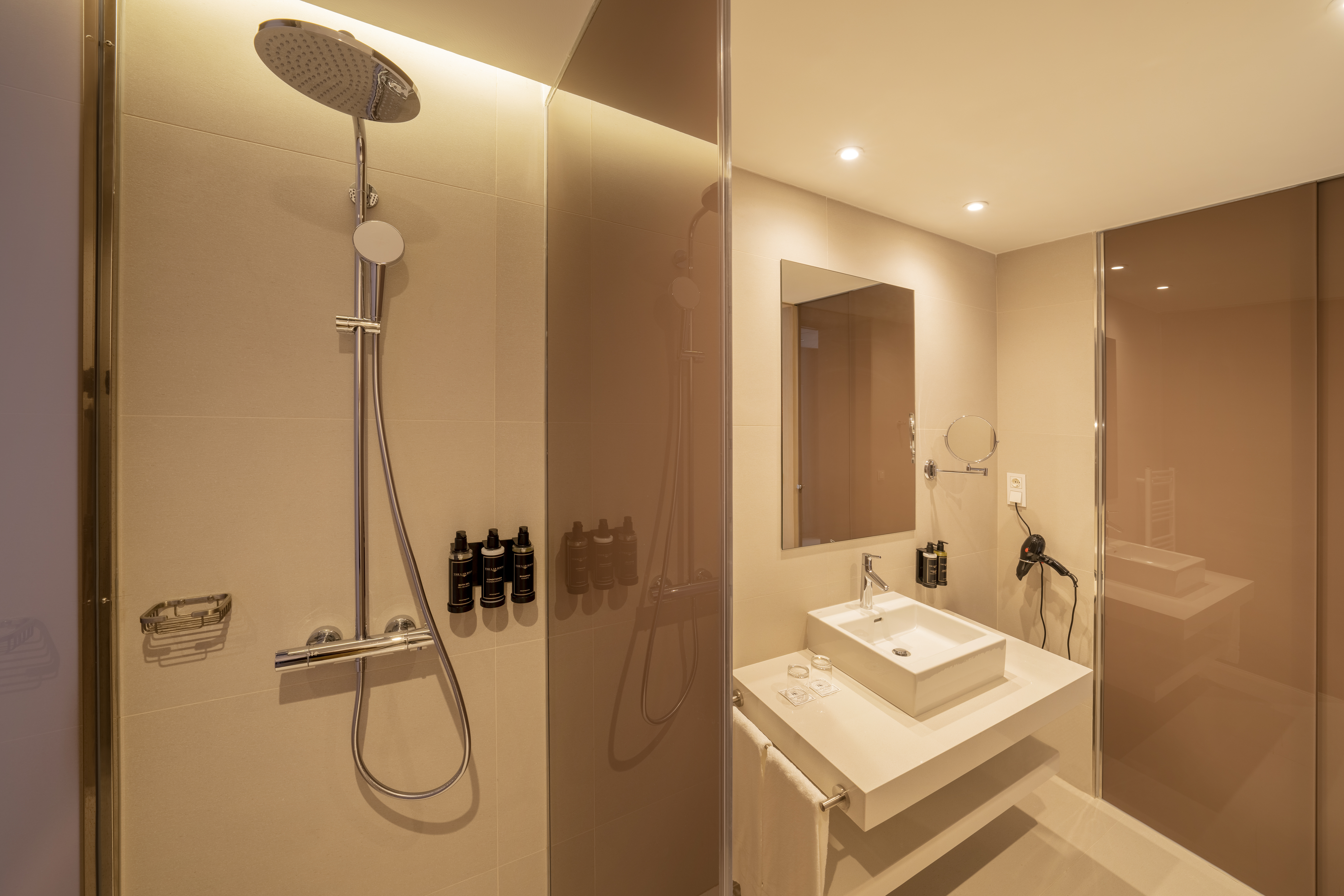 Double or Twin Deluxe with Terrace