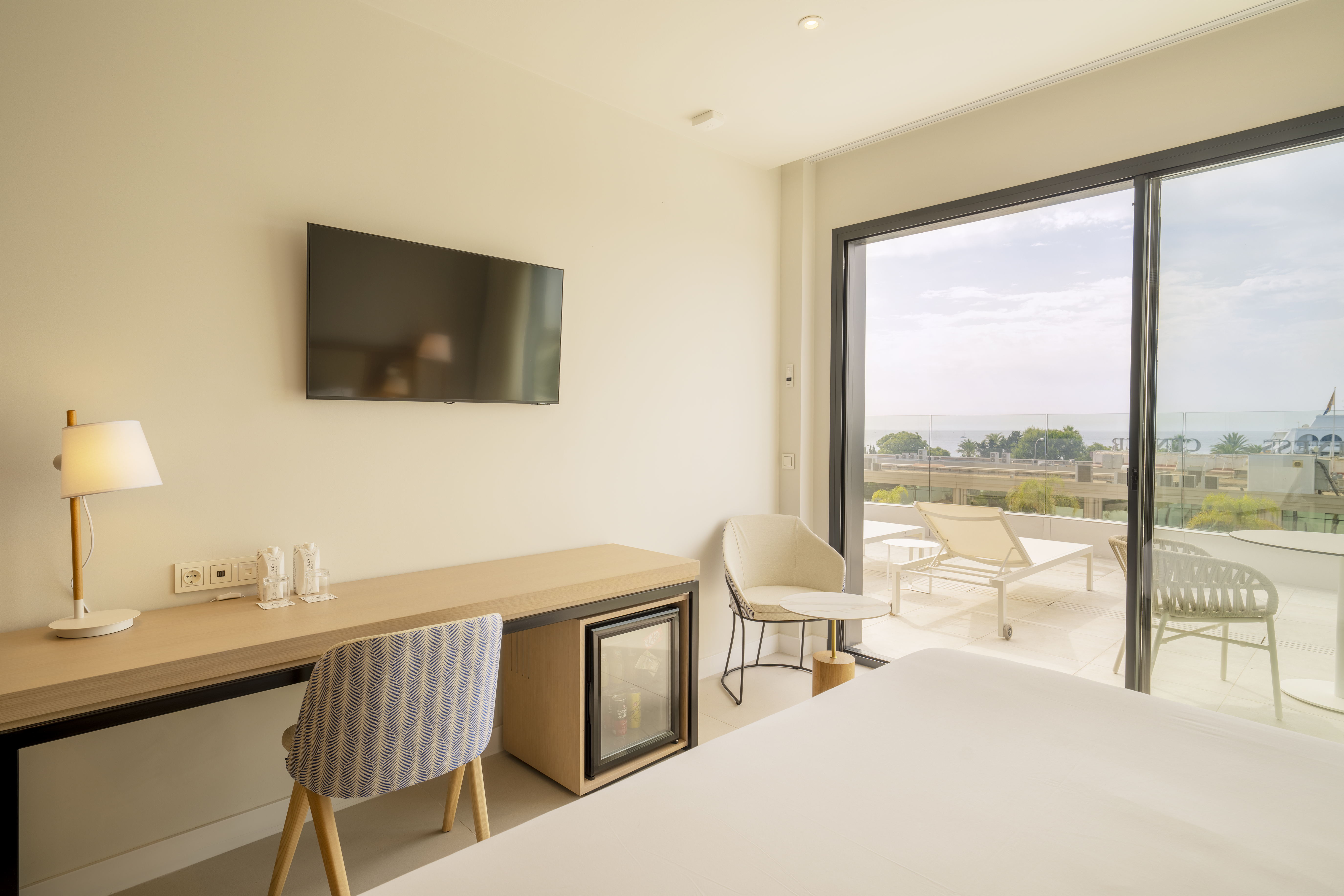 Double or Twin Deluxe