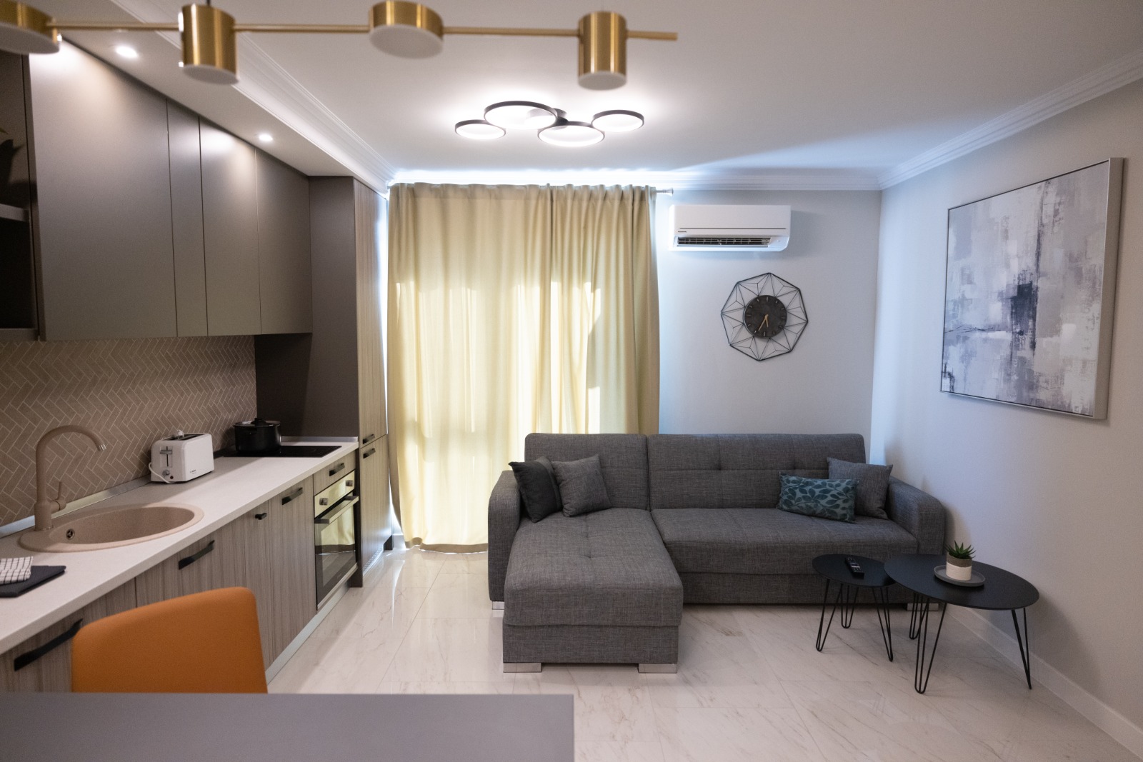 Apartment Capacity 2